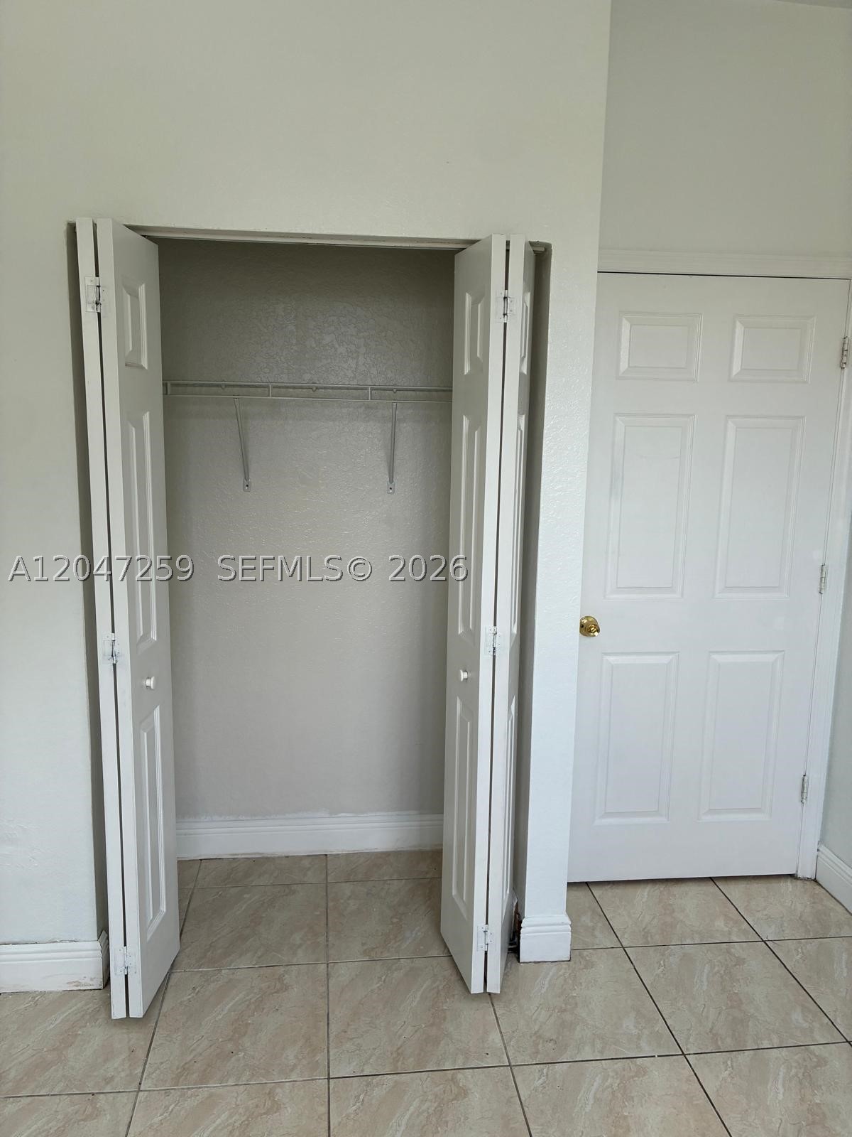 10970 Sw 237th Ln Property Photo 6
