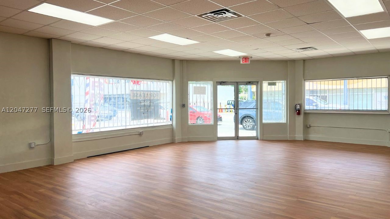 A12047277 Property Photo 2