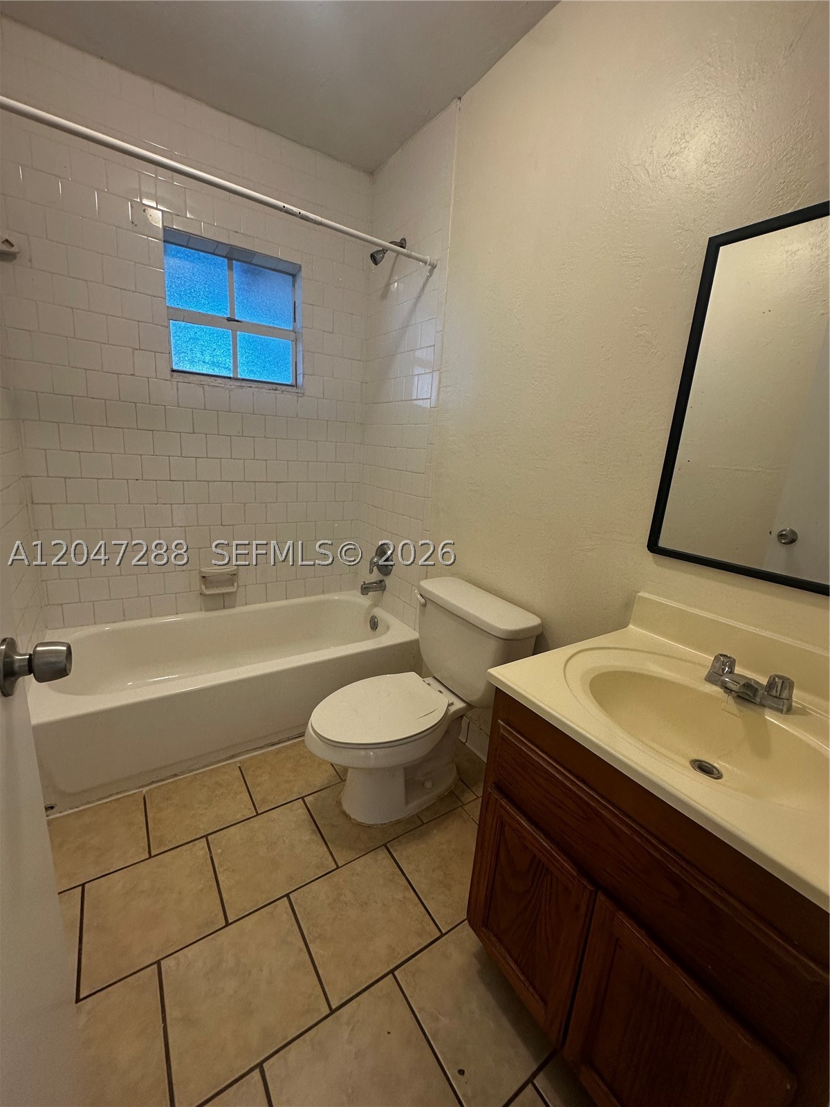 A12047288 Property Photo 23