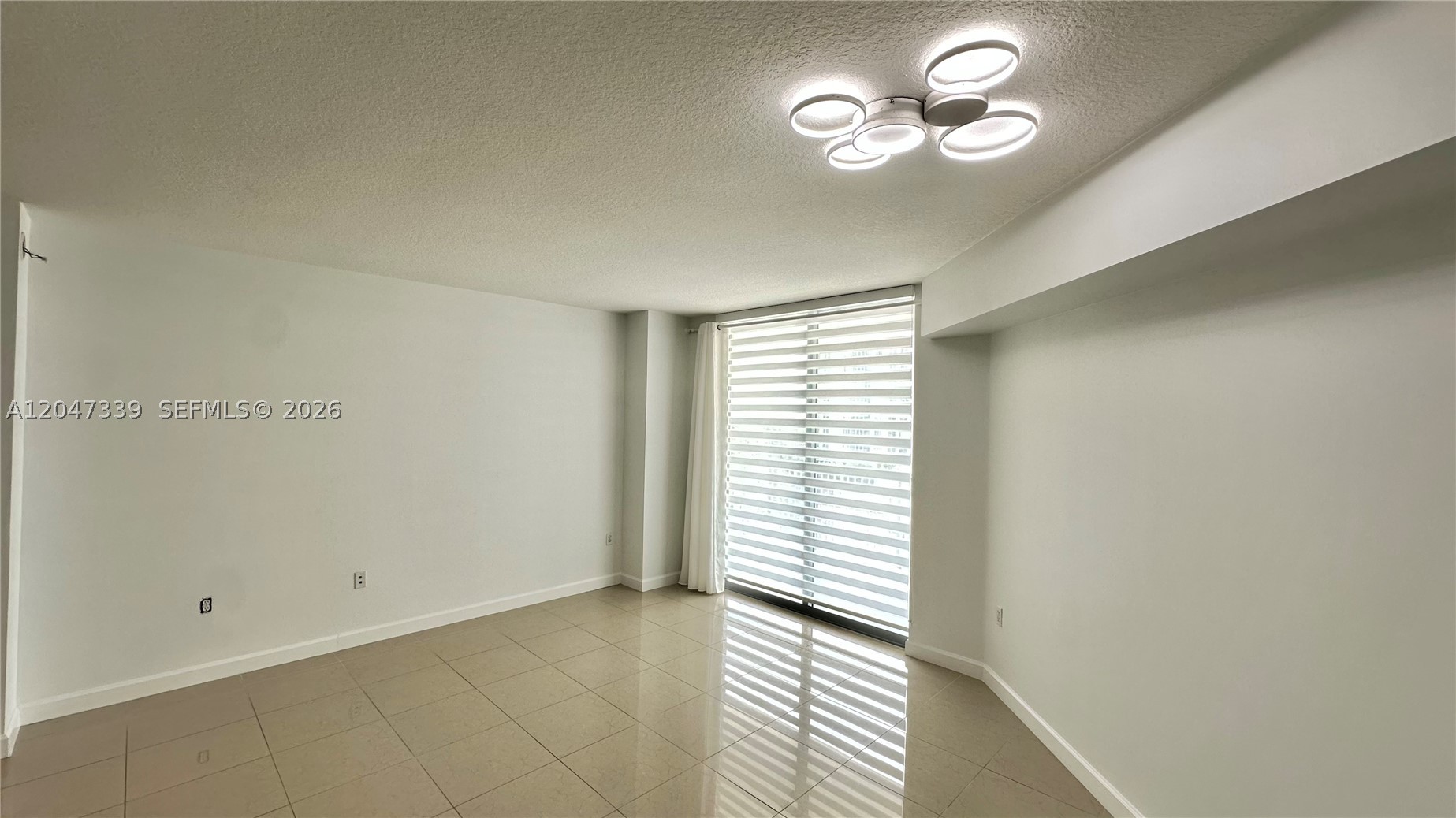 140 S Dixie Hwy 808 Property Photo 3