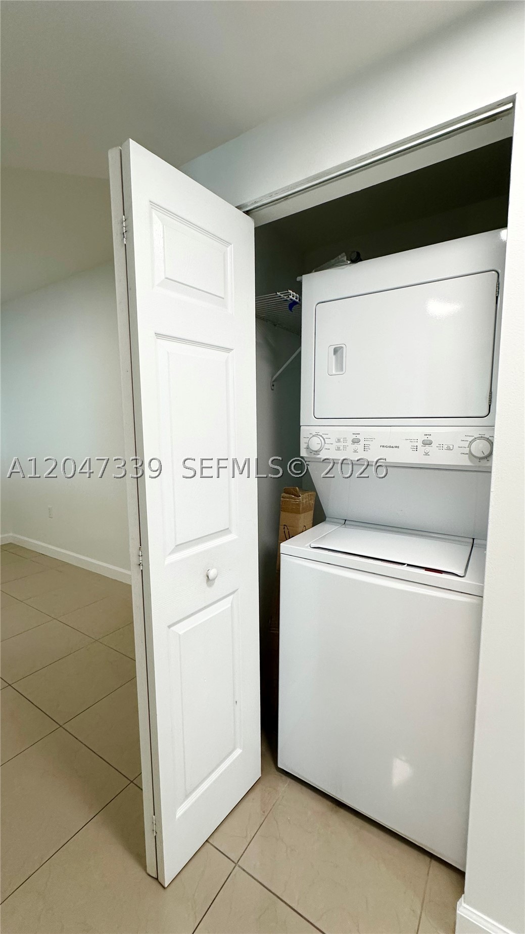 140 S Dixie Hwy 808 Property Photo 4