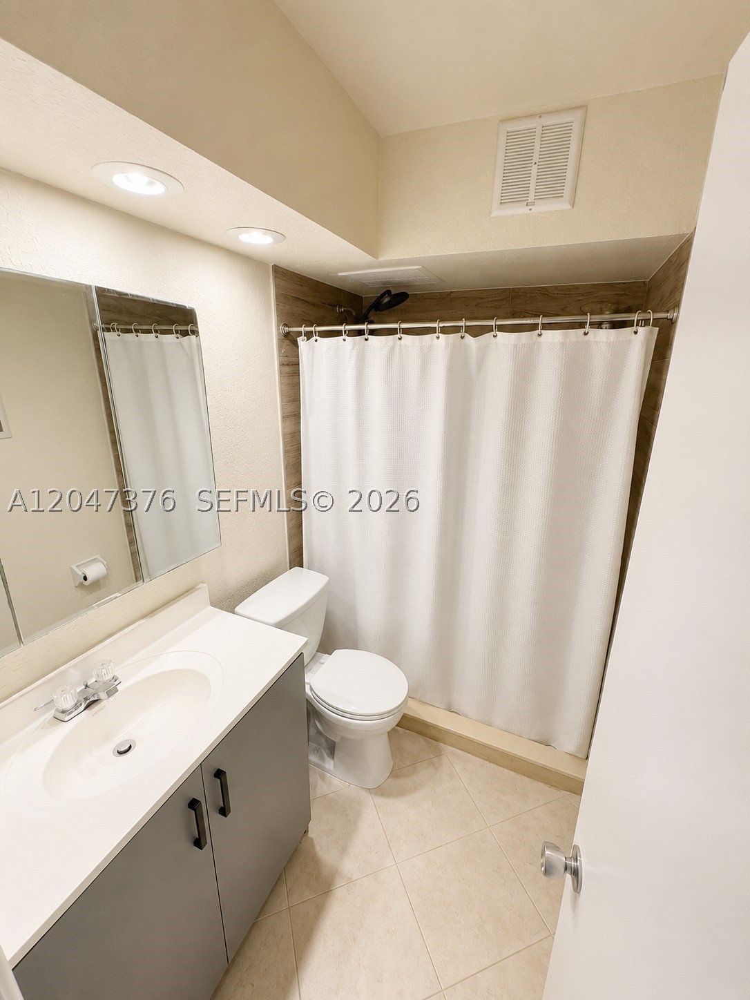 270 E Layne Blvd 110 Property Photo 10