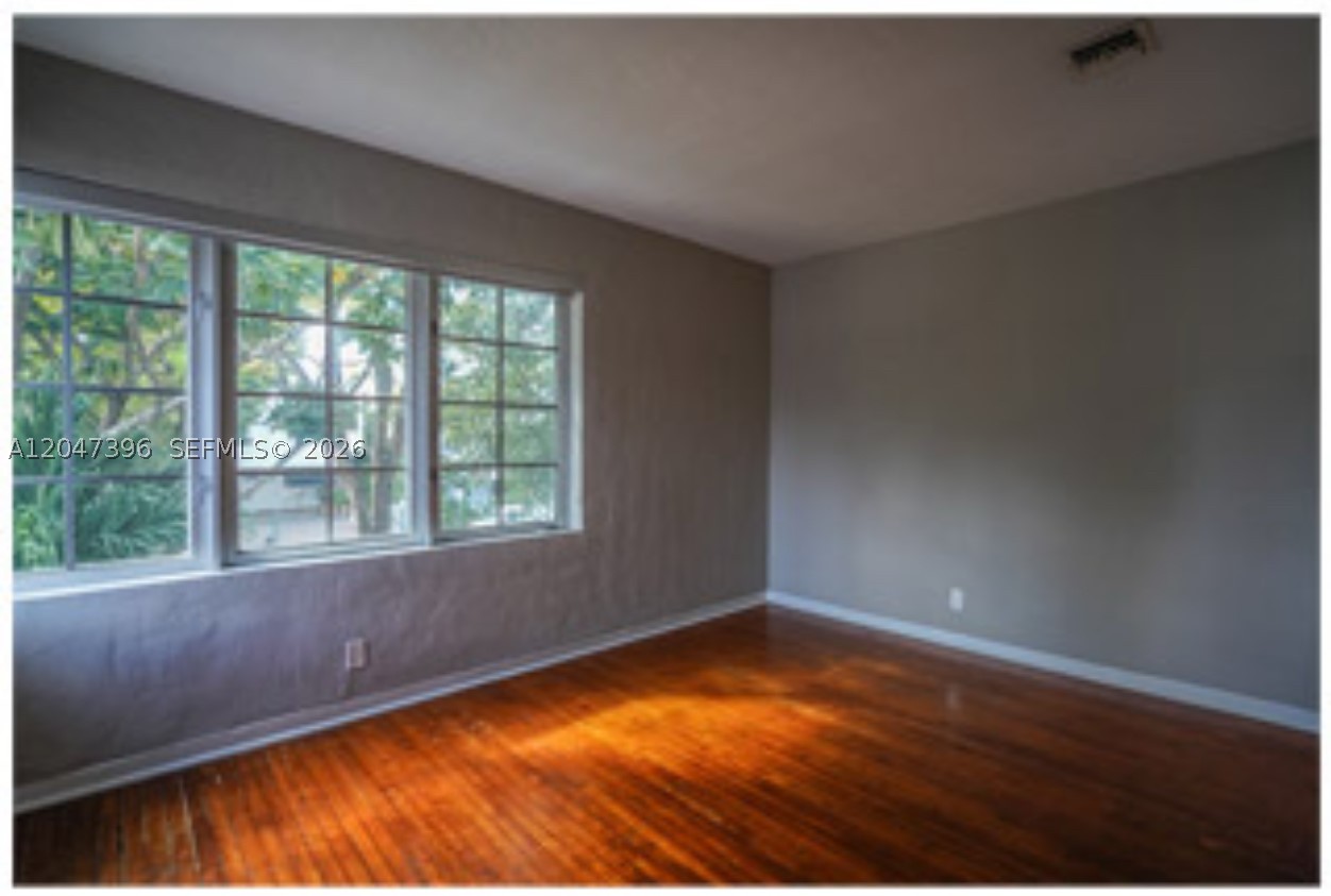 715 Michigan Ave 7 Property Photo 7