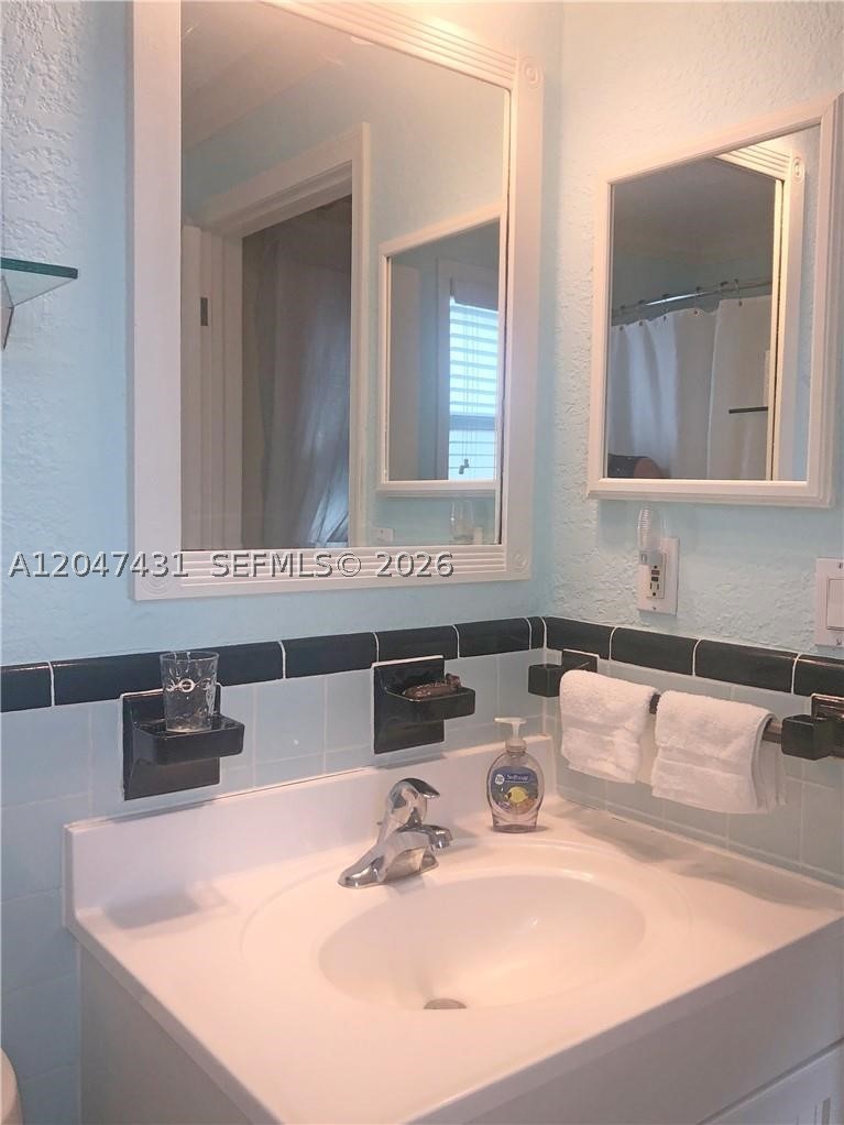 3230 Ne 13th St 2 Property Photo 16