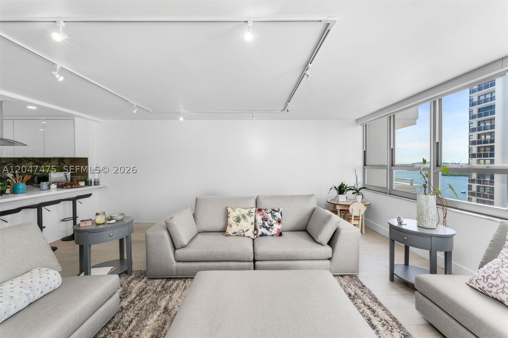 11 Island Ave 1009