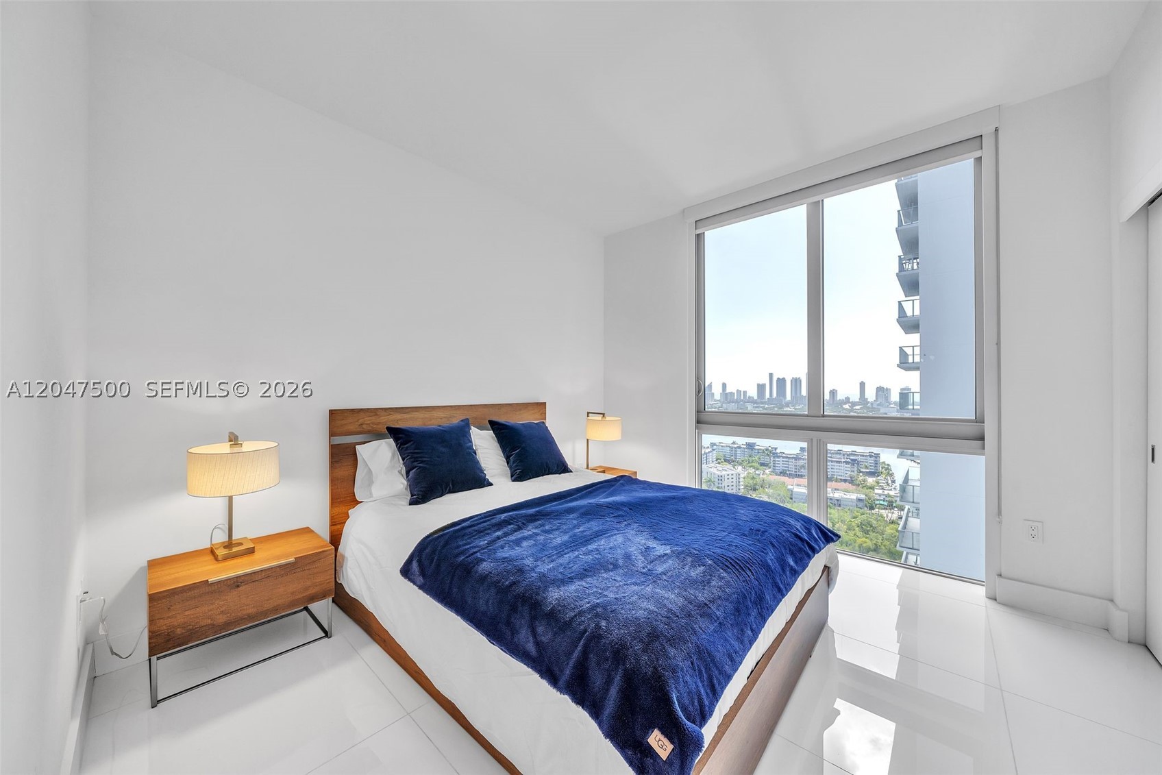 16385 Biscayne Blvd 2707 Property Photo 25