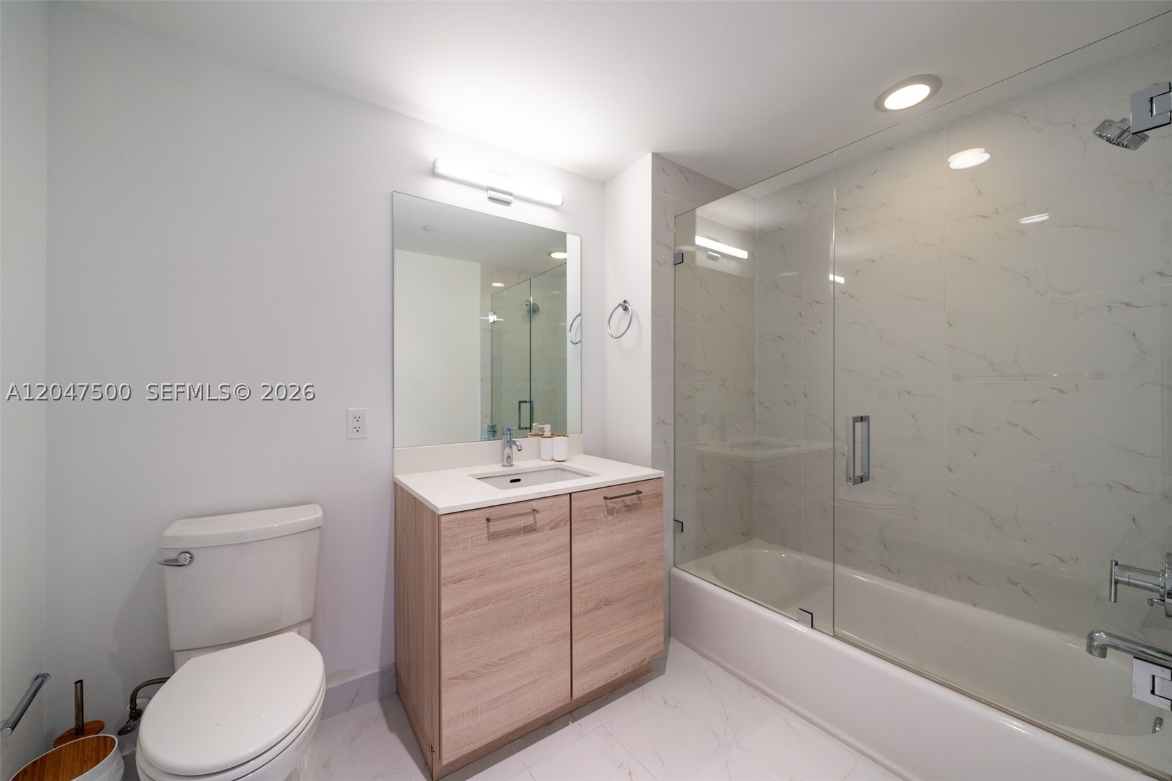 16385 Biscayne Blvd 2707 Property Photo 31