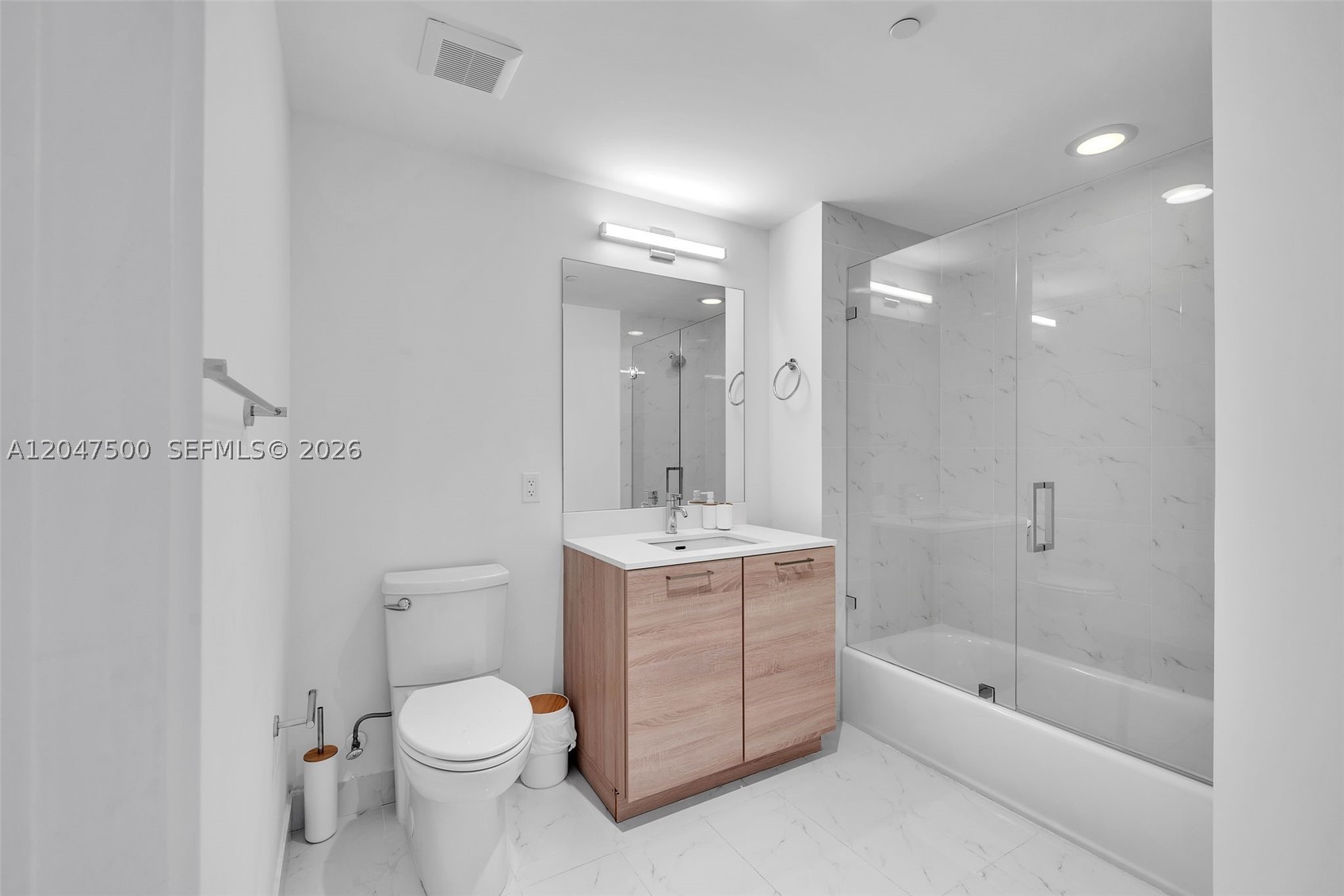 16385 Biscayne Blvd 2707 Property Photo 34