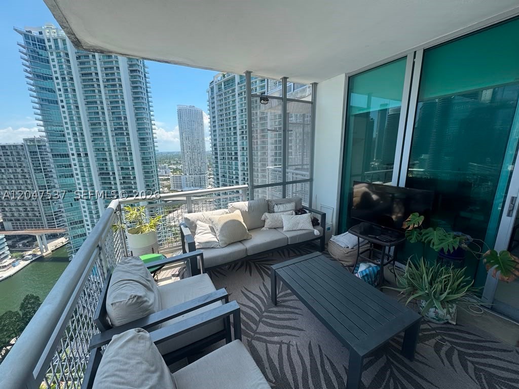 350 S Miami Ave 3304 Property Photo 8