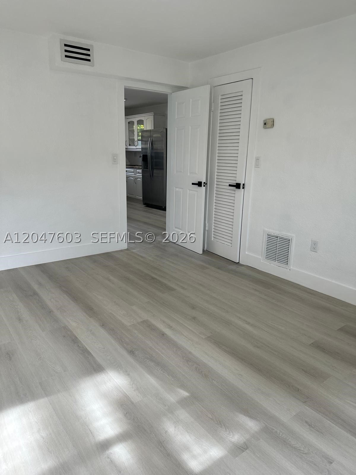 427 Santander Ave 205 Property Photo 6