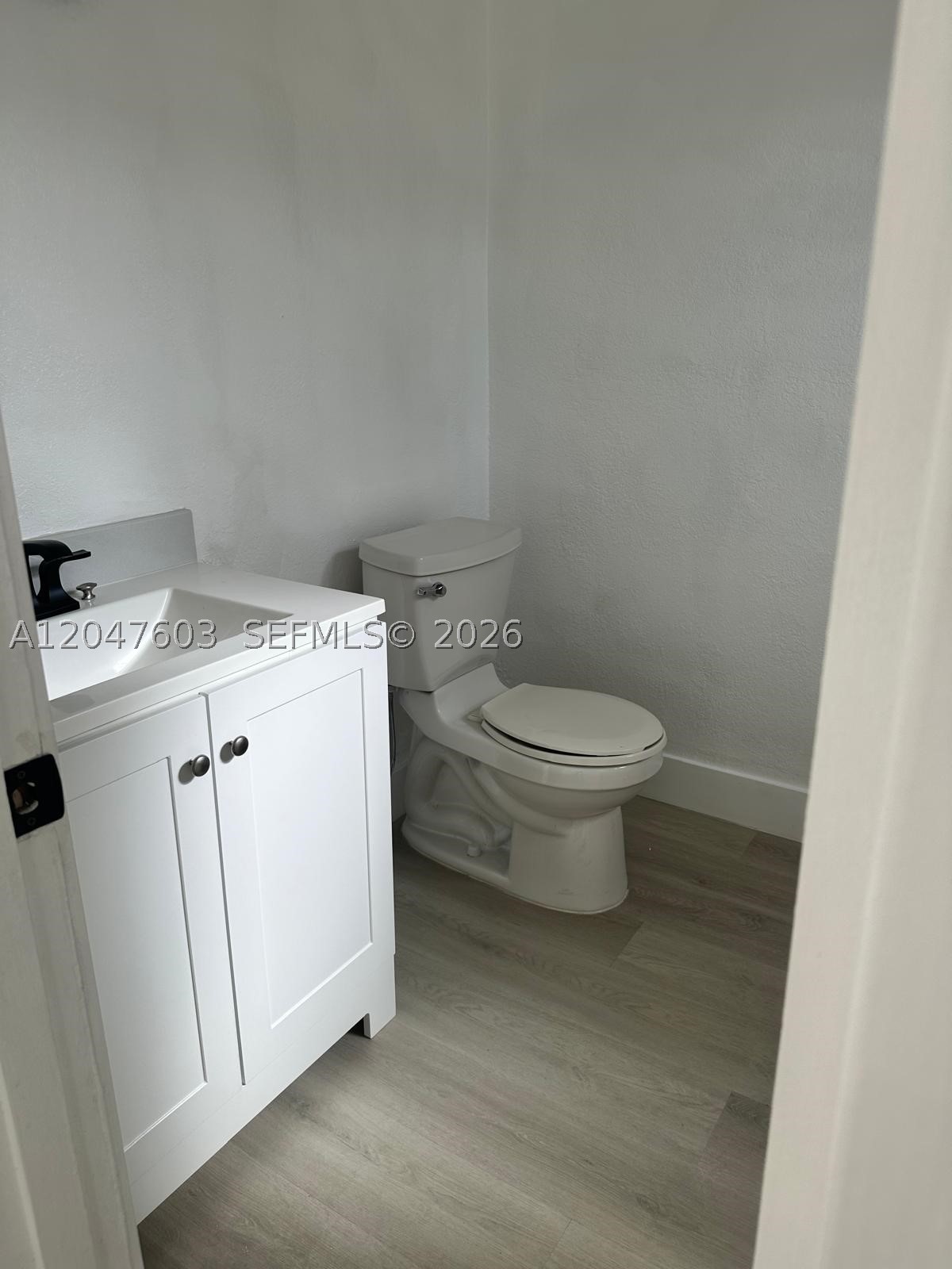 427 Santander Ave 205 Property Photo 11