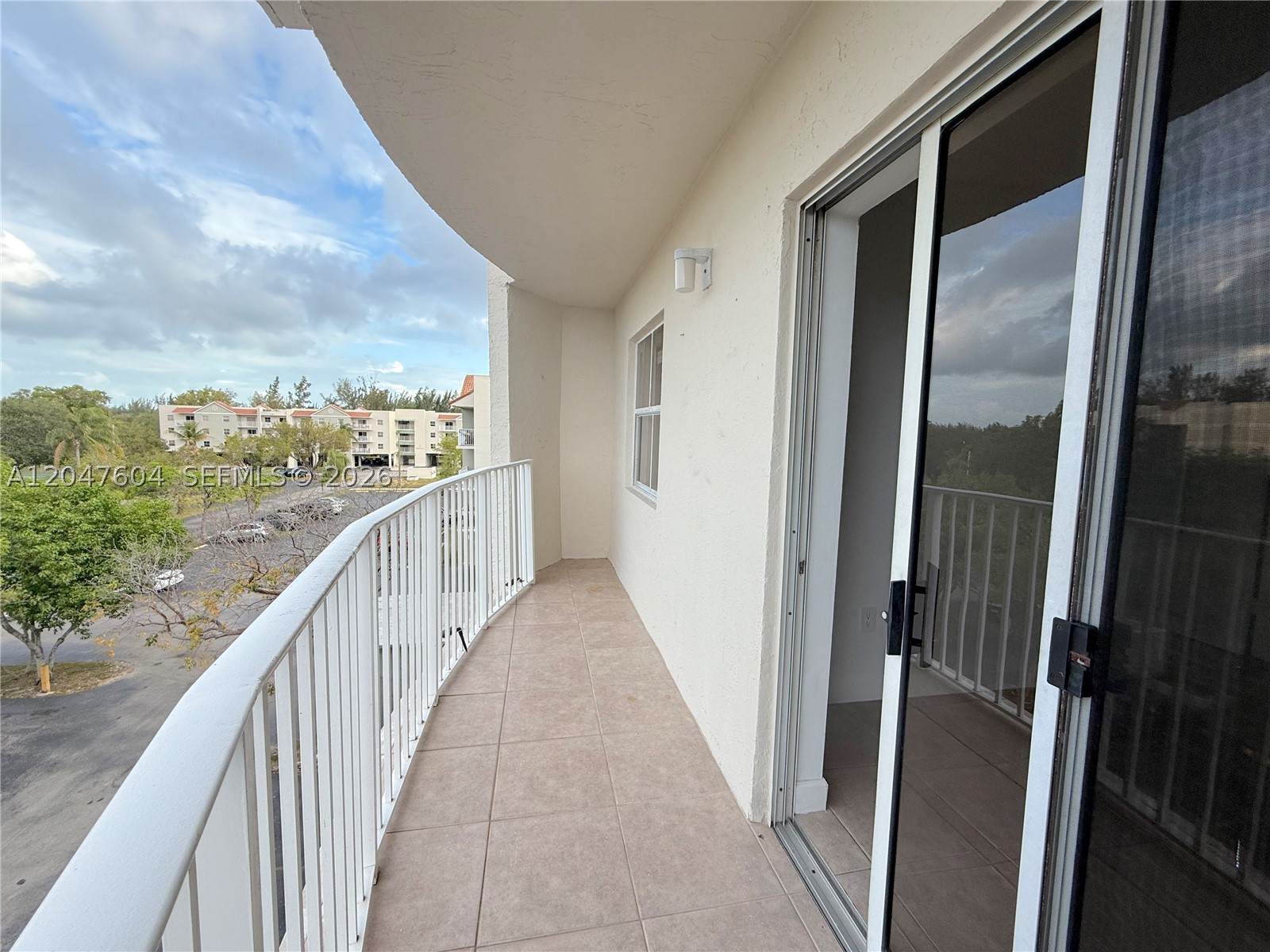 8260 Sw 210th St 315 Property Photo 17