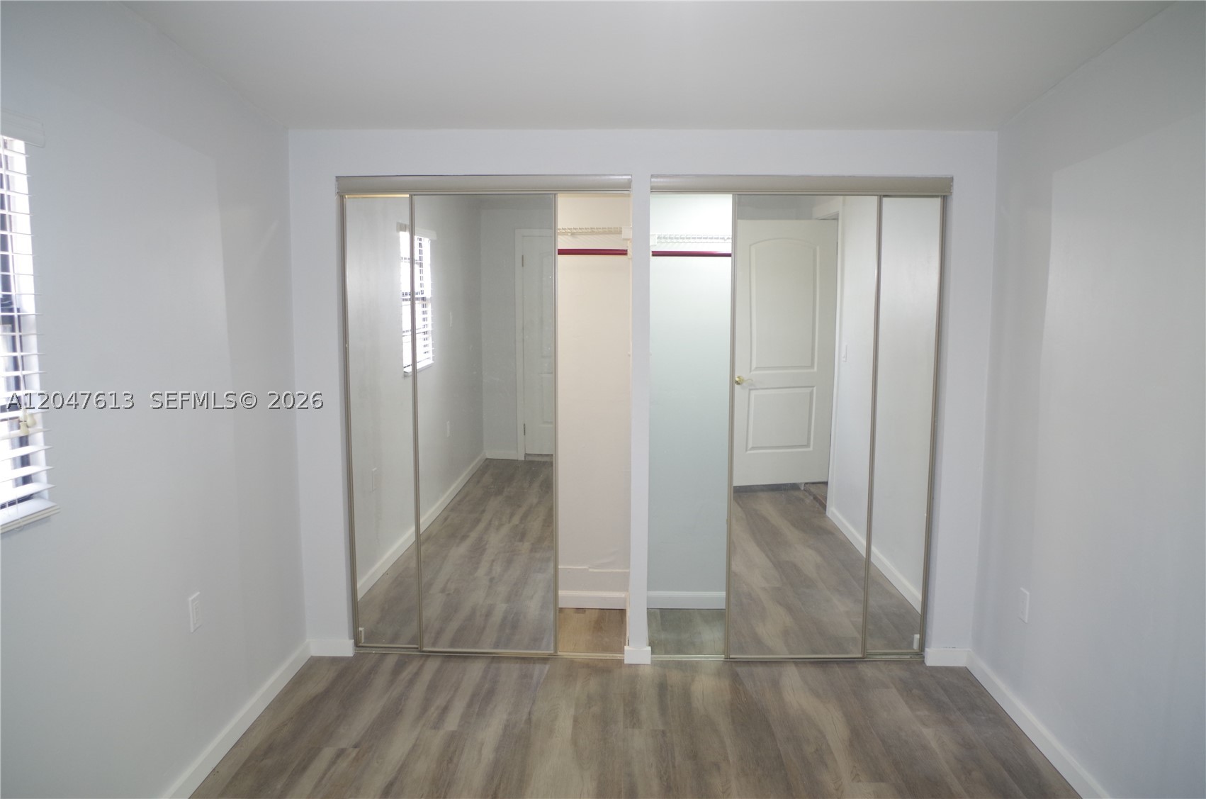 5465 N Andrews Ave Property Photo 11