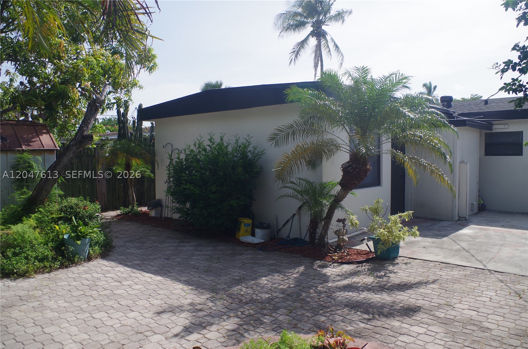 5465 N Andrews Ave Property Photo 27
