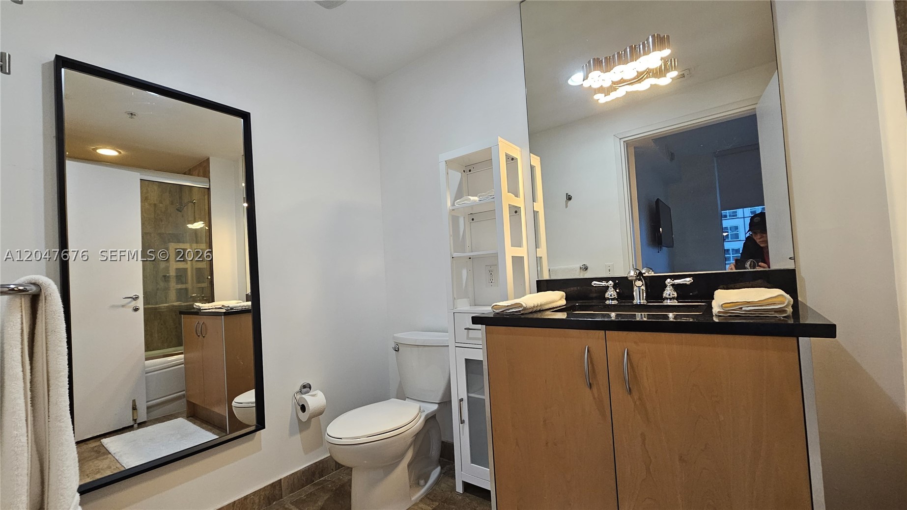 300 S Biscayne Blvd T-2905 Property Photo 11