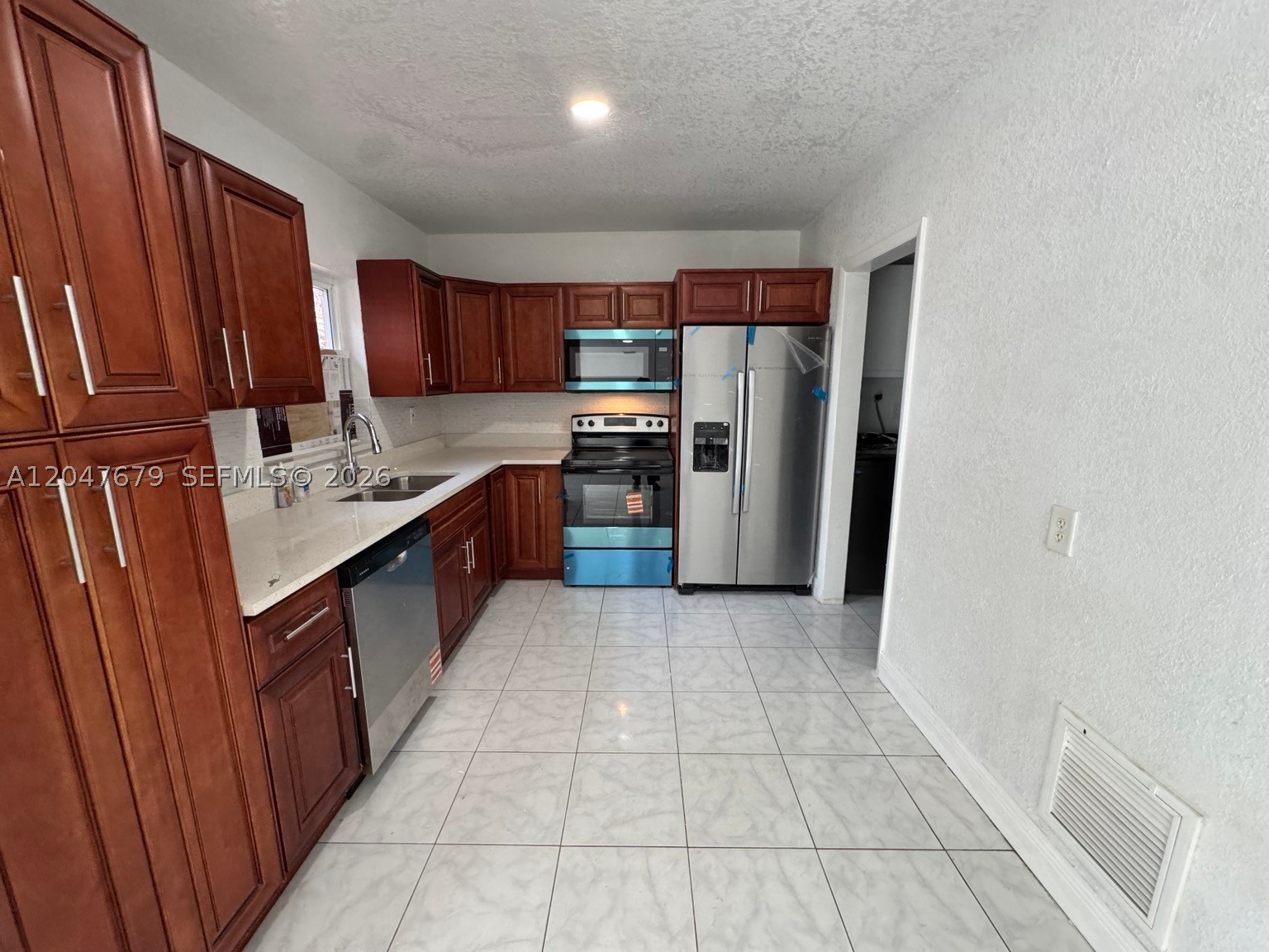 7612 Plantation Blvd Property Photo 4