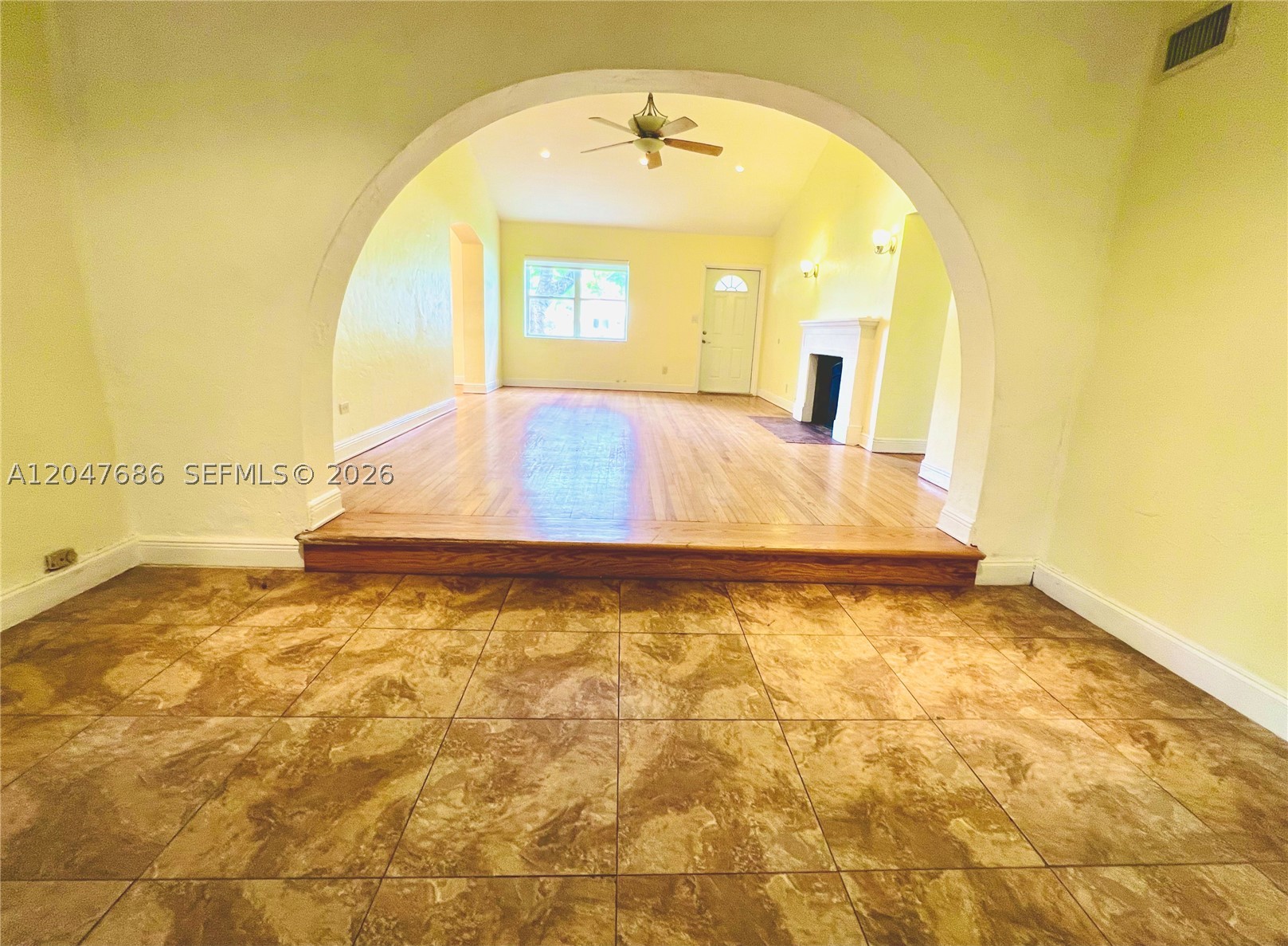 410 Pinecrest Dr 1 Property Photo 17