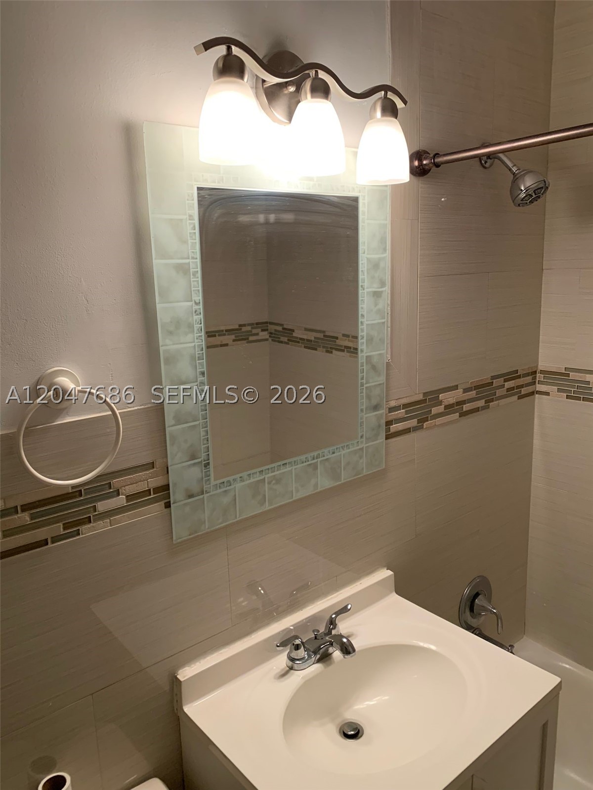 410 Pinecrest Dr 1 Property Photo 42