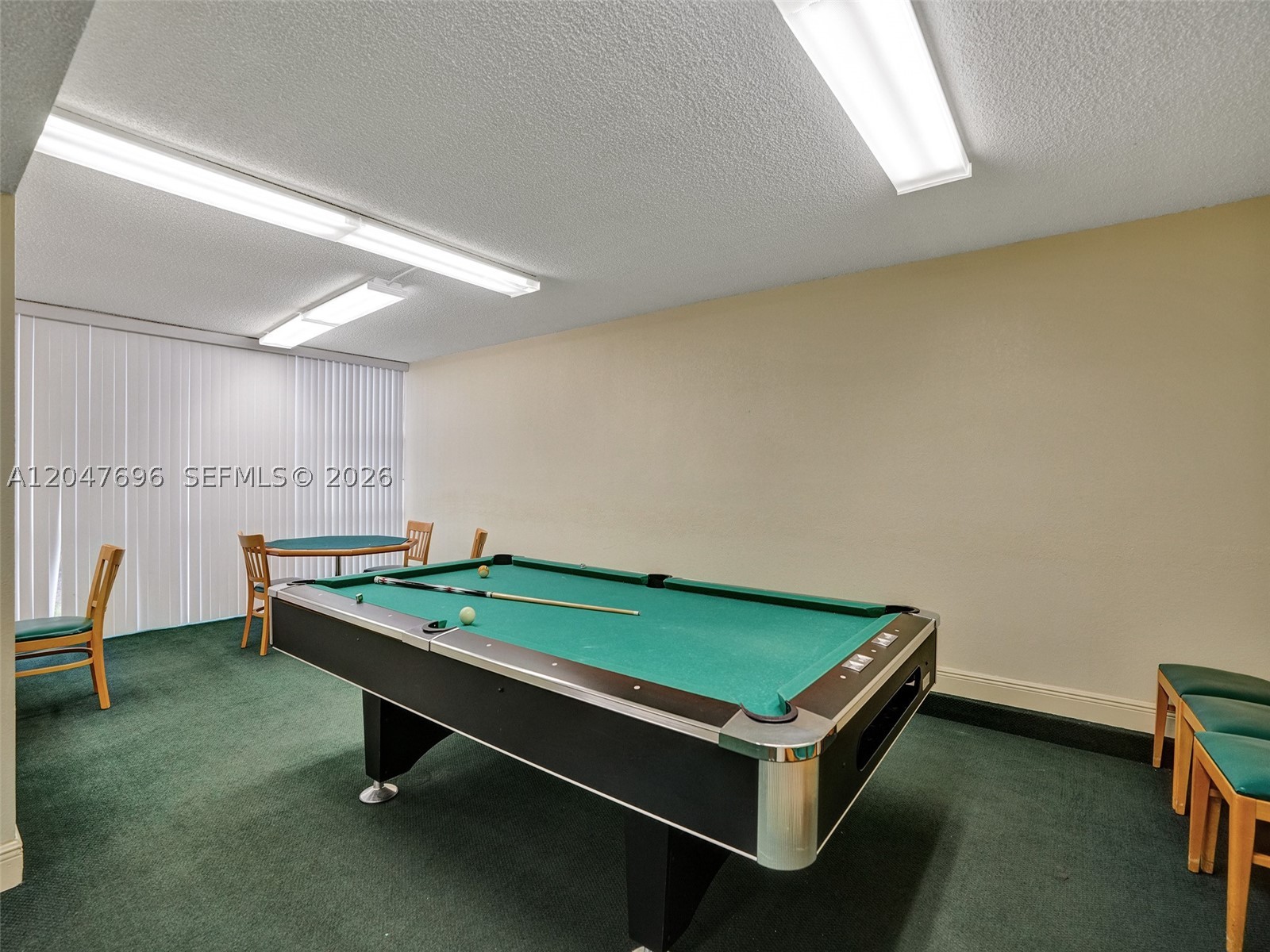 800 Parkview Dr 131 Property Photo 25
