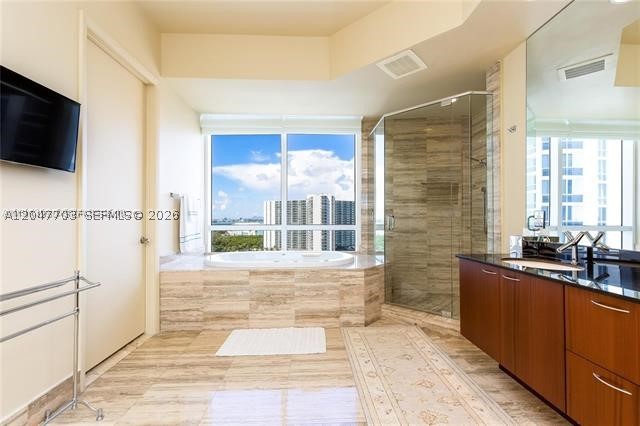 16001 Collins Ave 1106 Property Photo 18