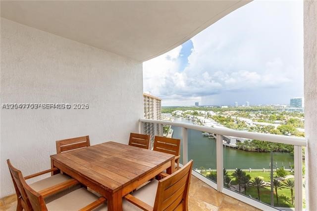 16001 Collins Ave 1106 Property Photo 35