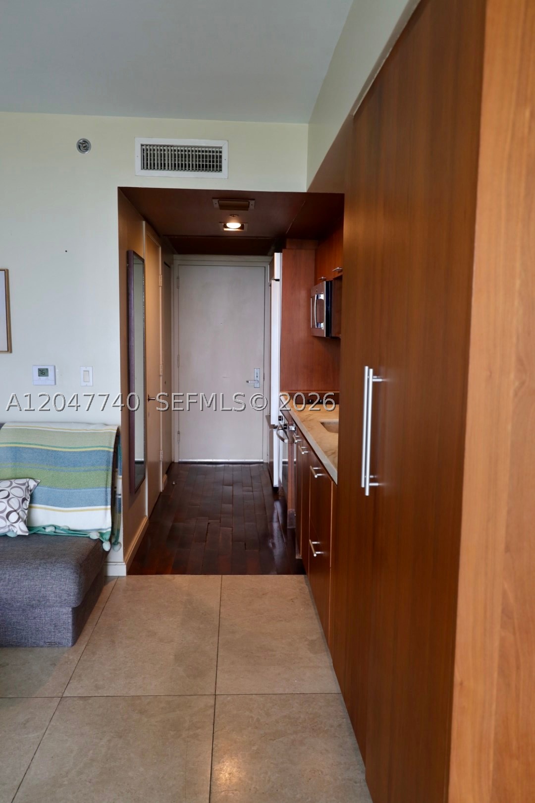 50 Biscayne Blvd 606 Property Photo 5