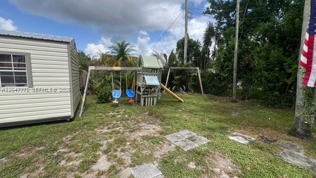 3000 N 72nd Way Property Photo 5