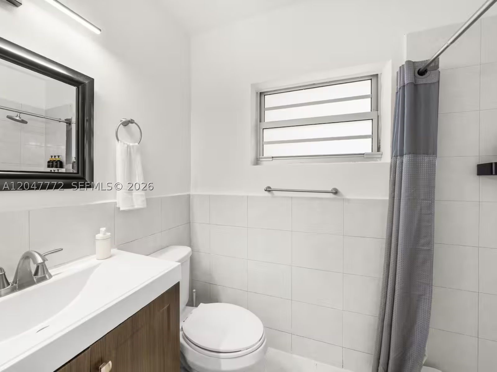 1032 Michigan Ave C Property Photo 11