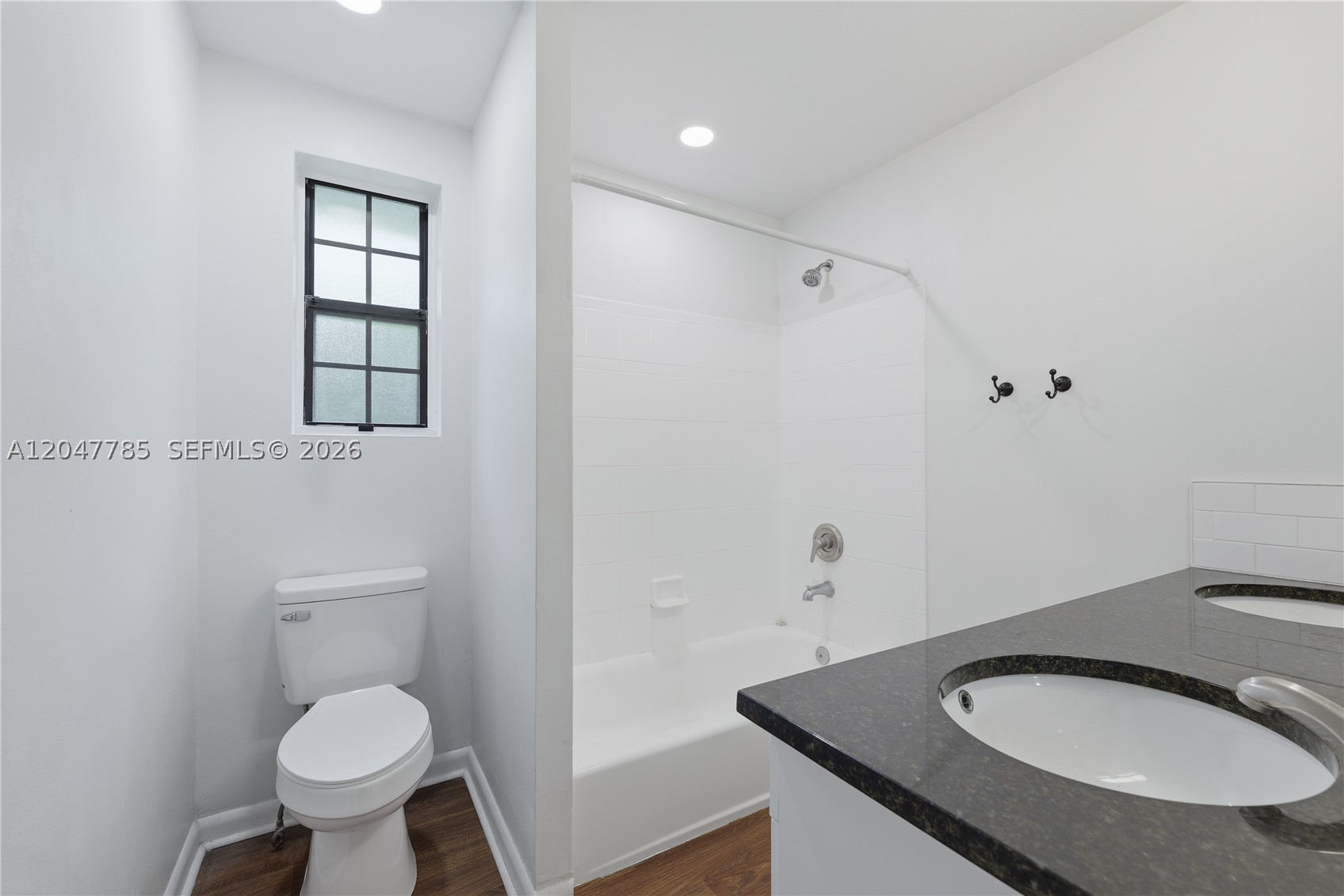 1332 Placid Pl Property Photo 18