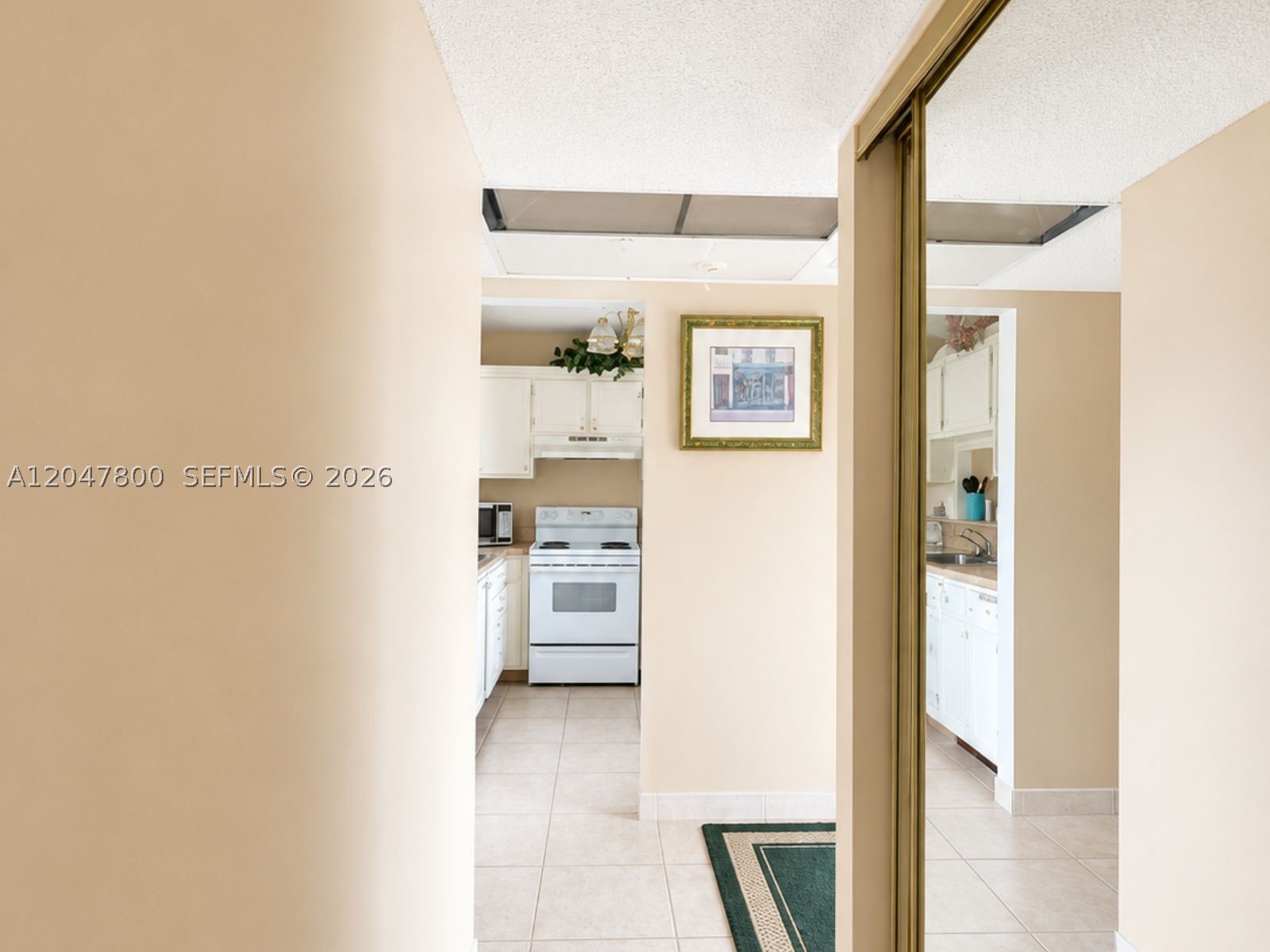 4700 Nw 35th St 411 Property Photo 10