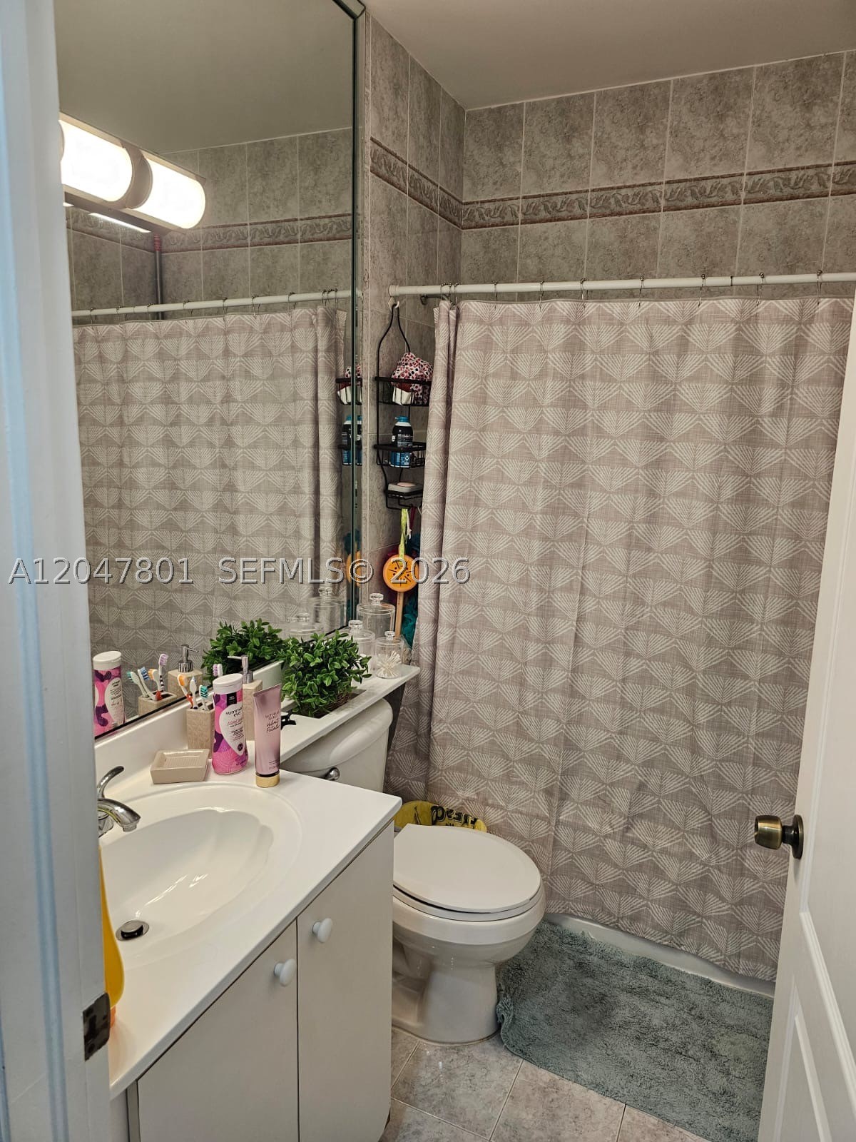 7565 N Augusta Dr 7567 Property Photo 9