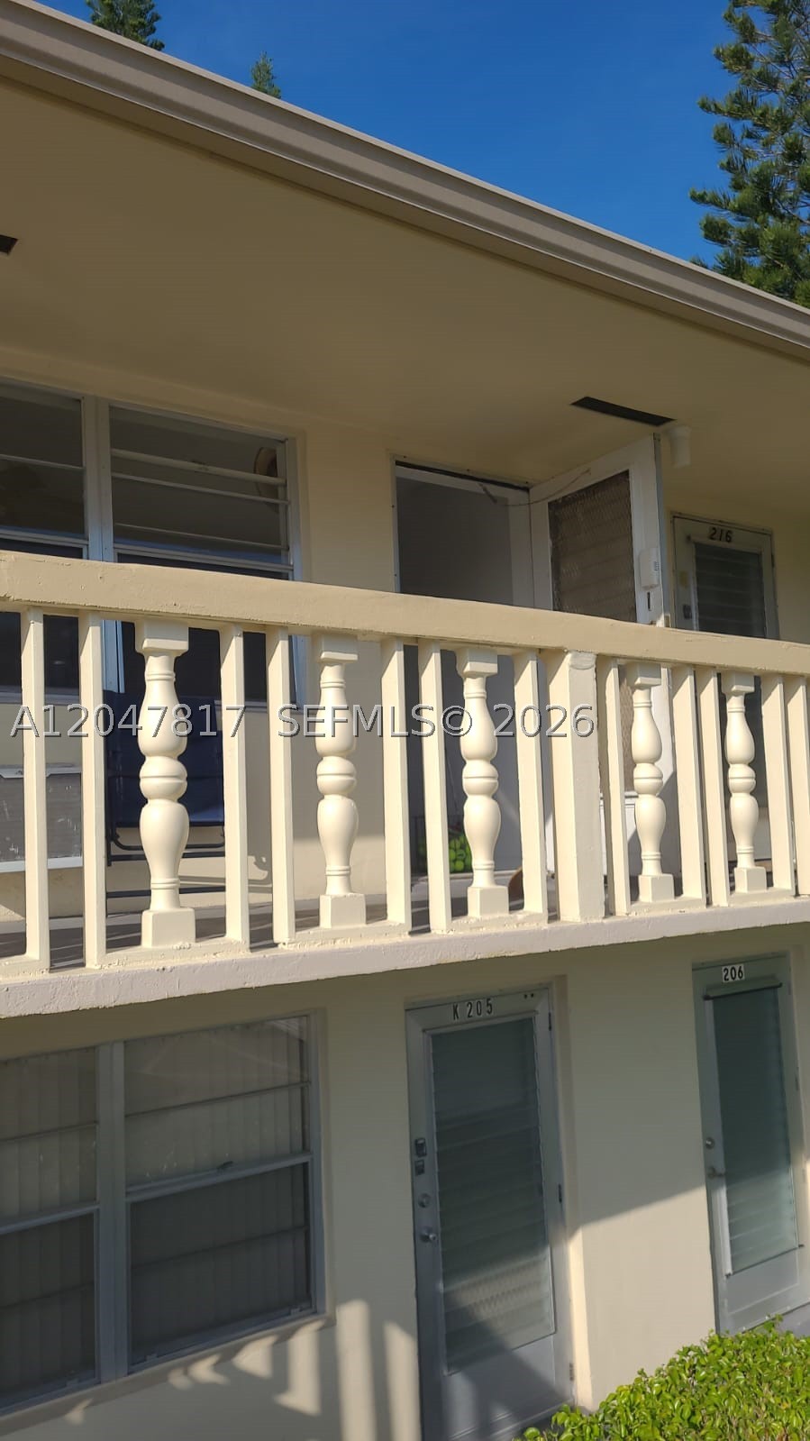 215 Sussex K 215 Property Photo 1