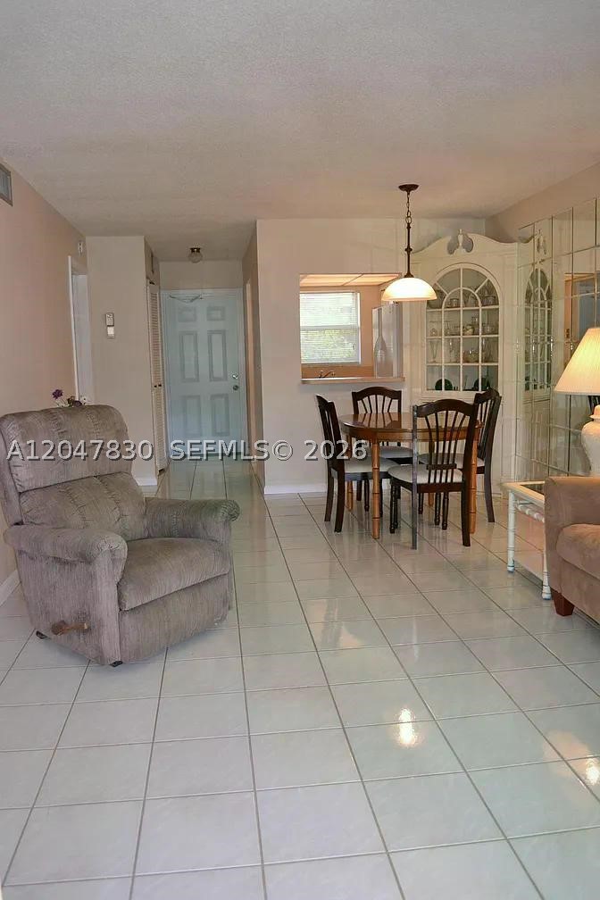 9855 Sandalfoot Blvd 308 Property Photo 6