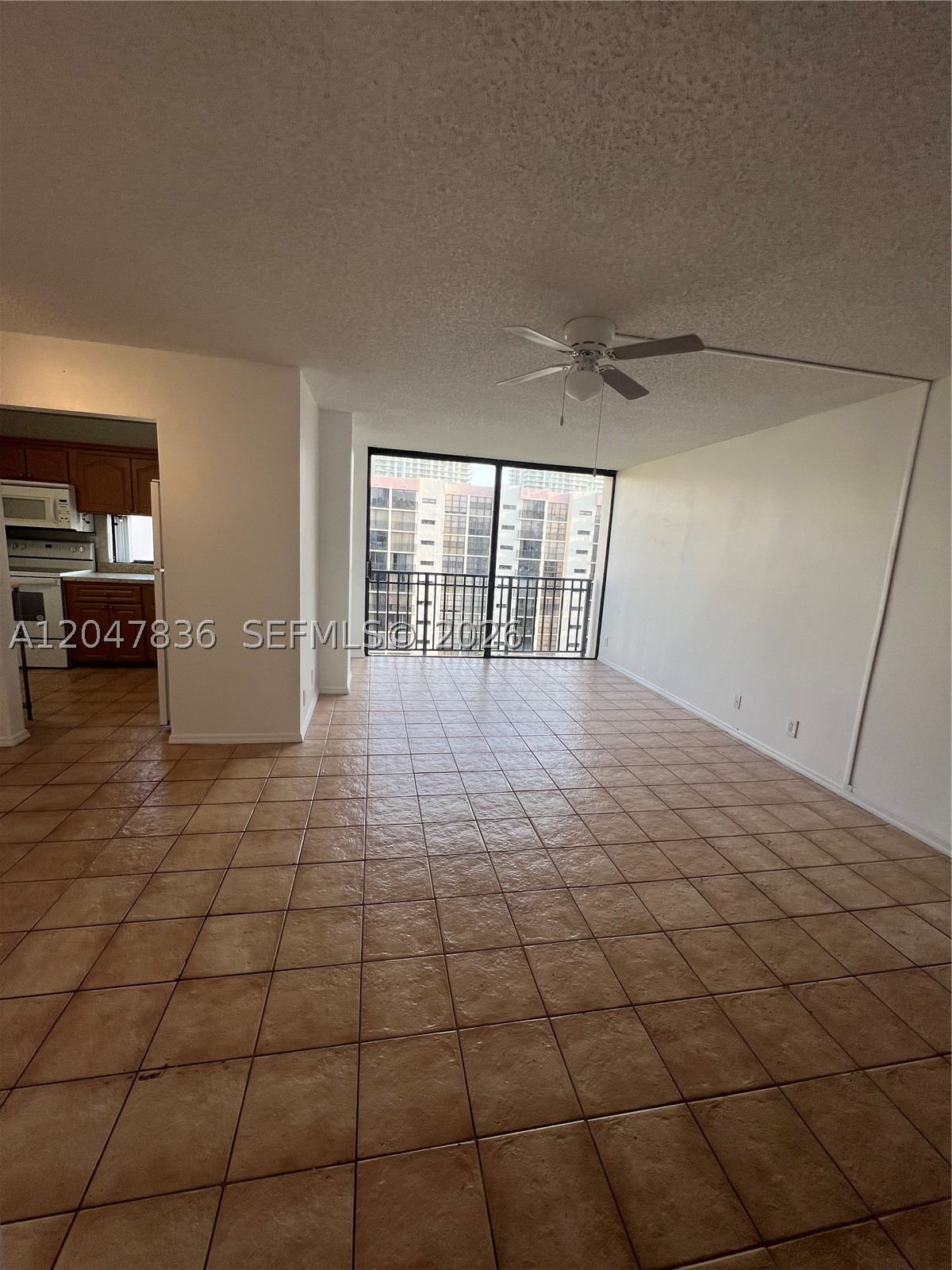 17011 N Bay Rd 816 Property Photo 15