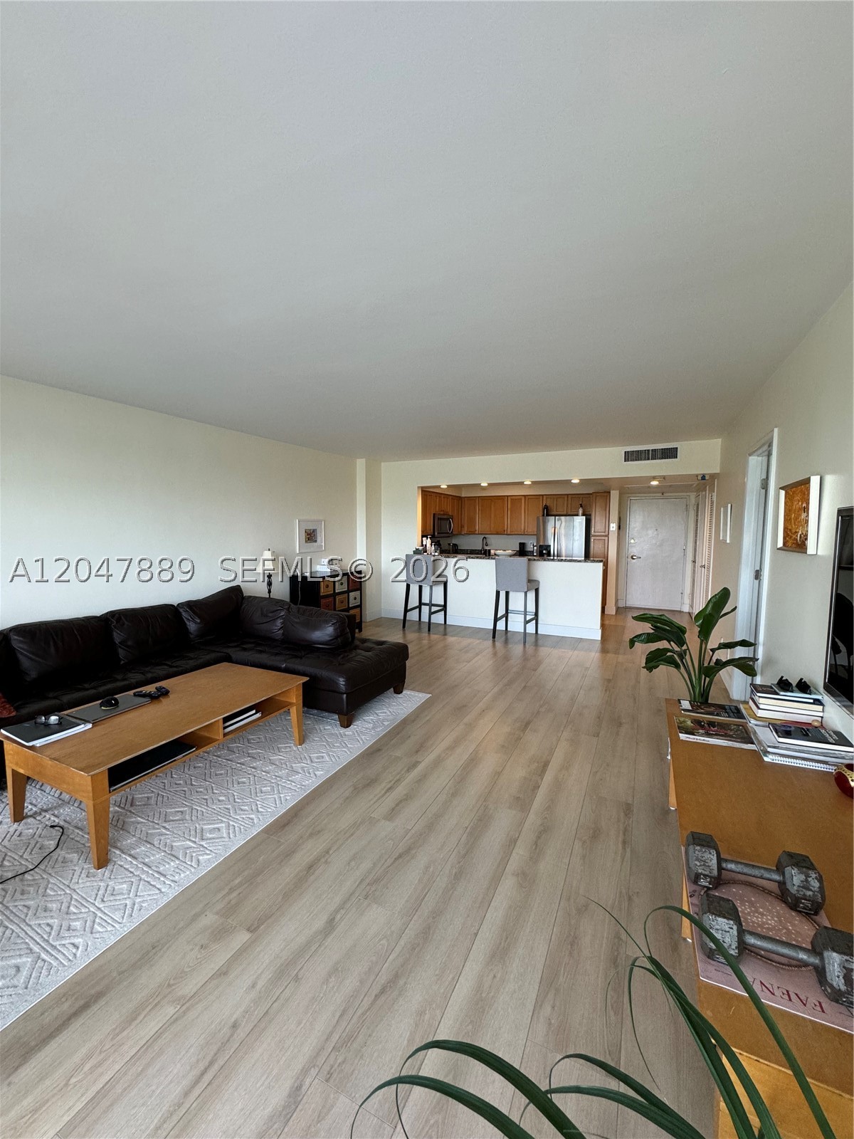 5700 Collins Ave 6j Property Photo 13