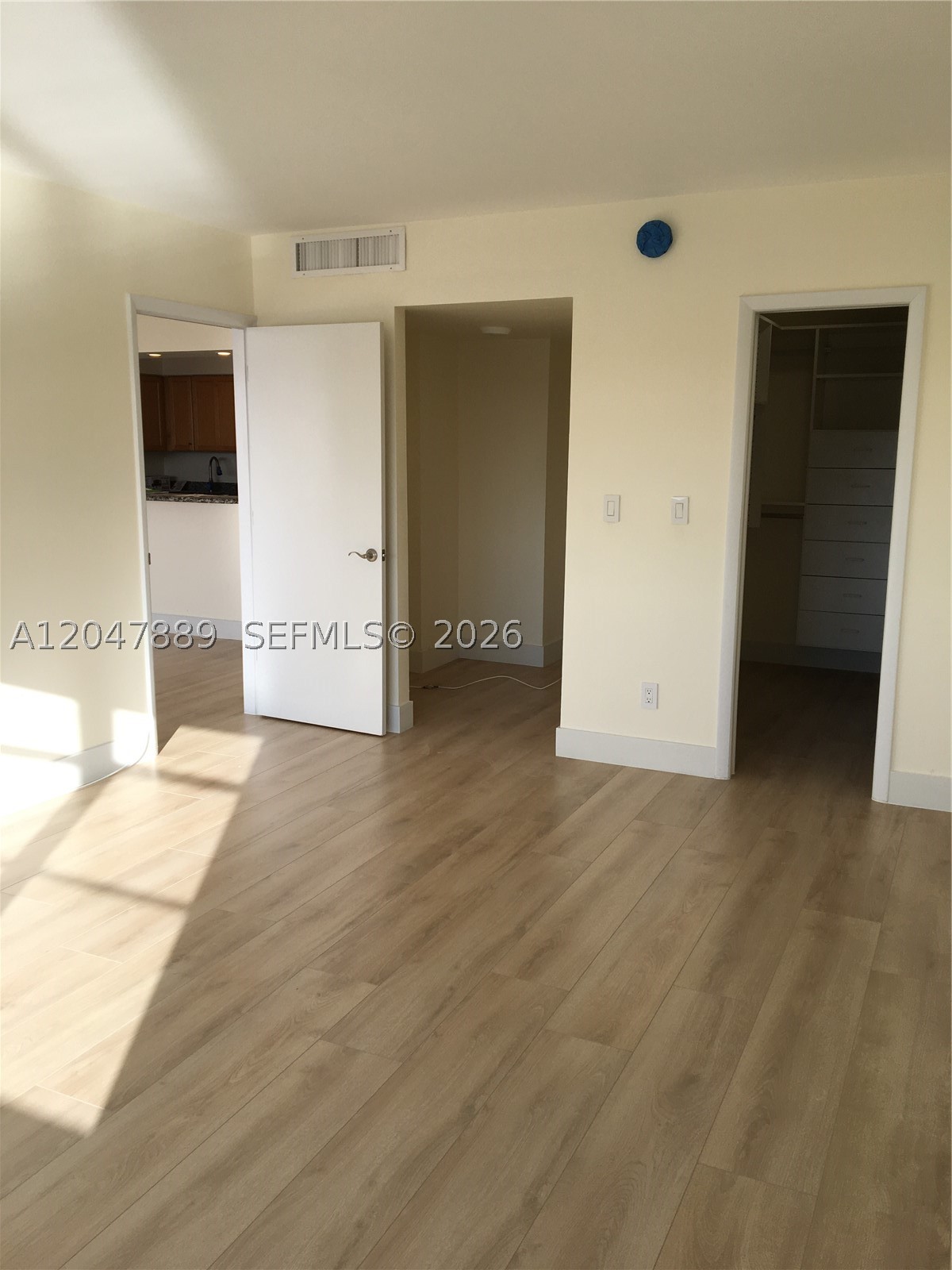 5700 Collins Ave 6j Property Photo 25