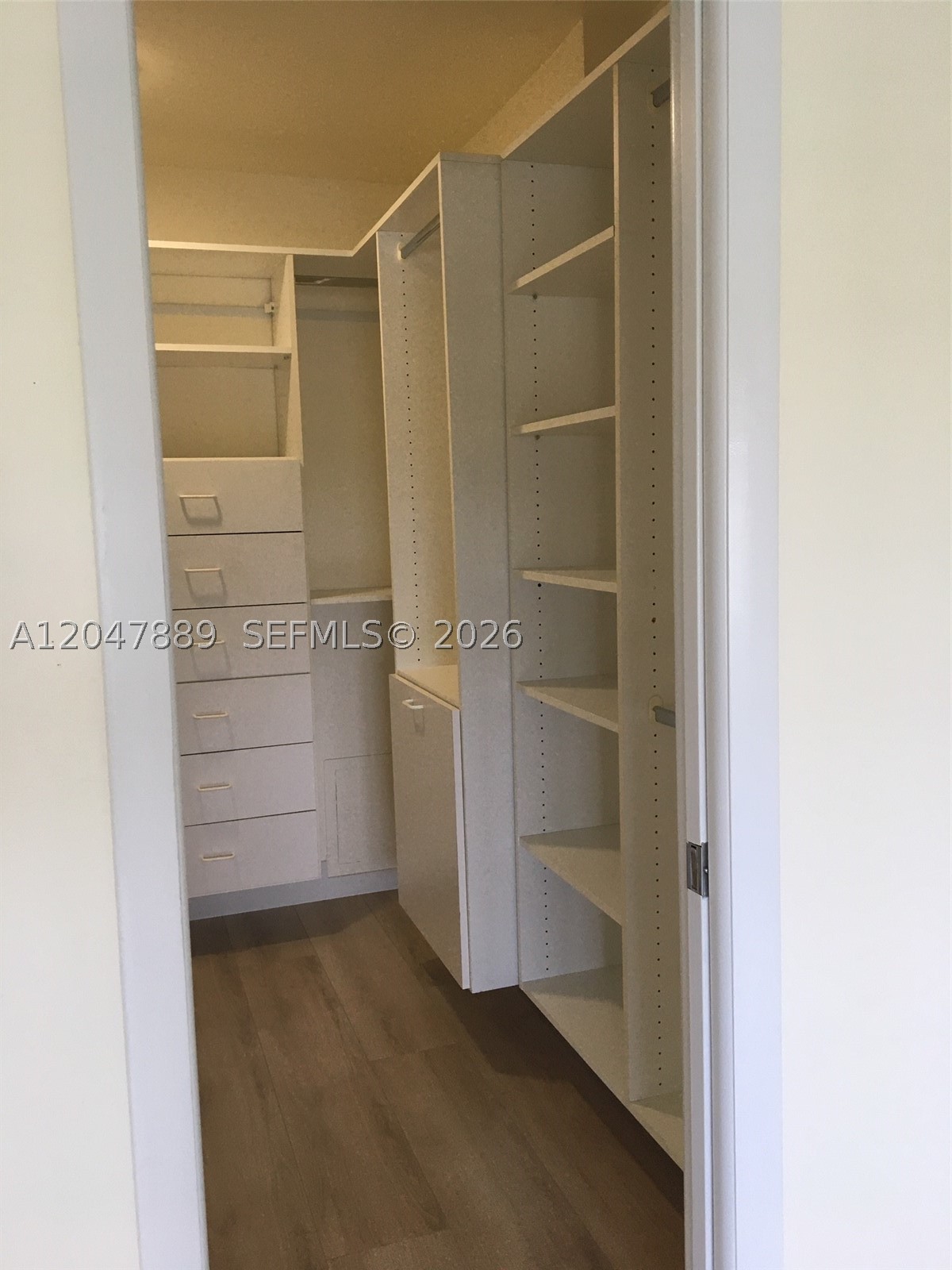 5700 Collins Ave 6j Property Photo 27