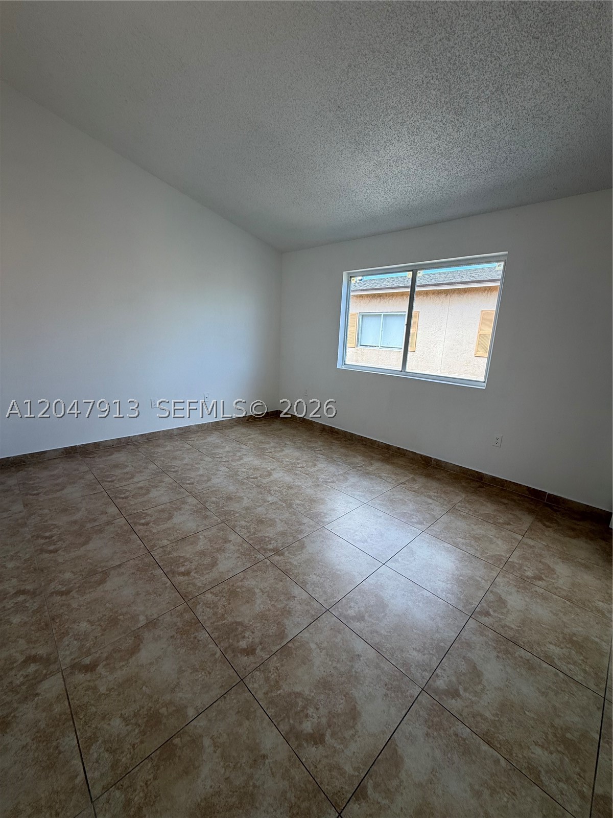 6245 Kendale Lakes Cir 208 Property Photo 18