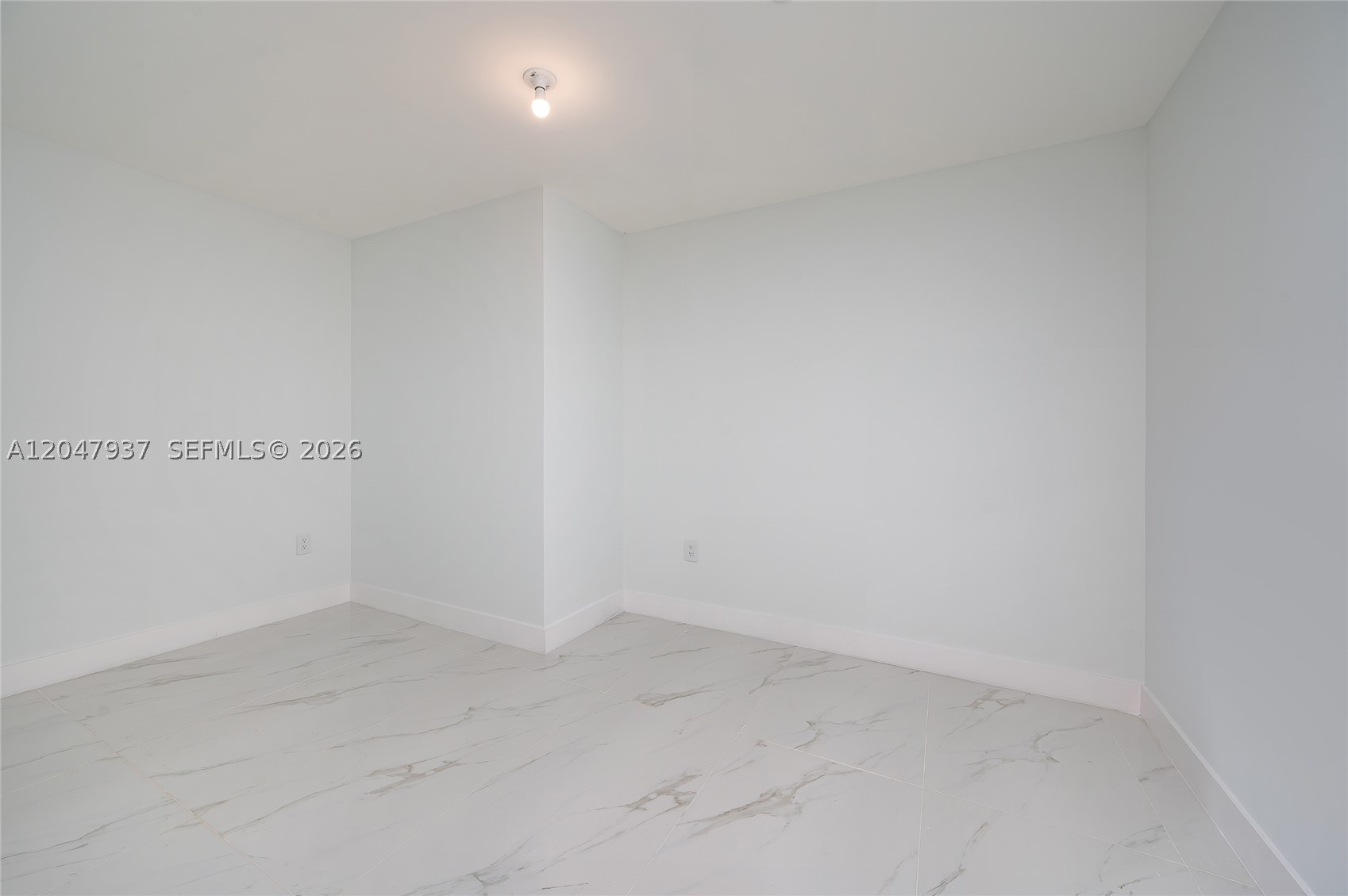 700 Ne 24th St 2502 Property Photo 17