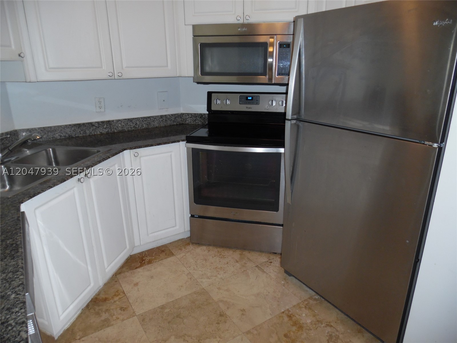 8911 Collins Ave 1102 Property Photo 3