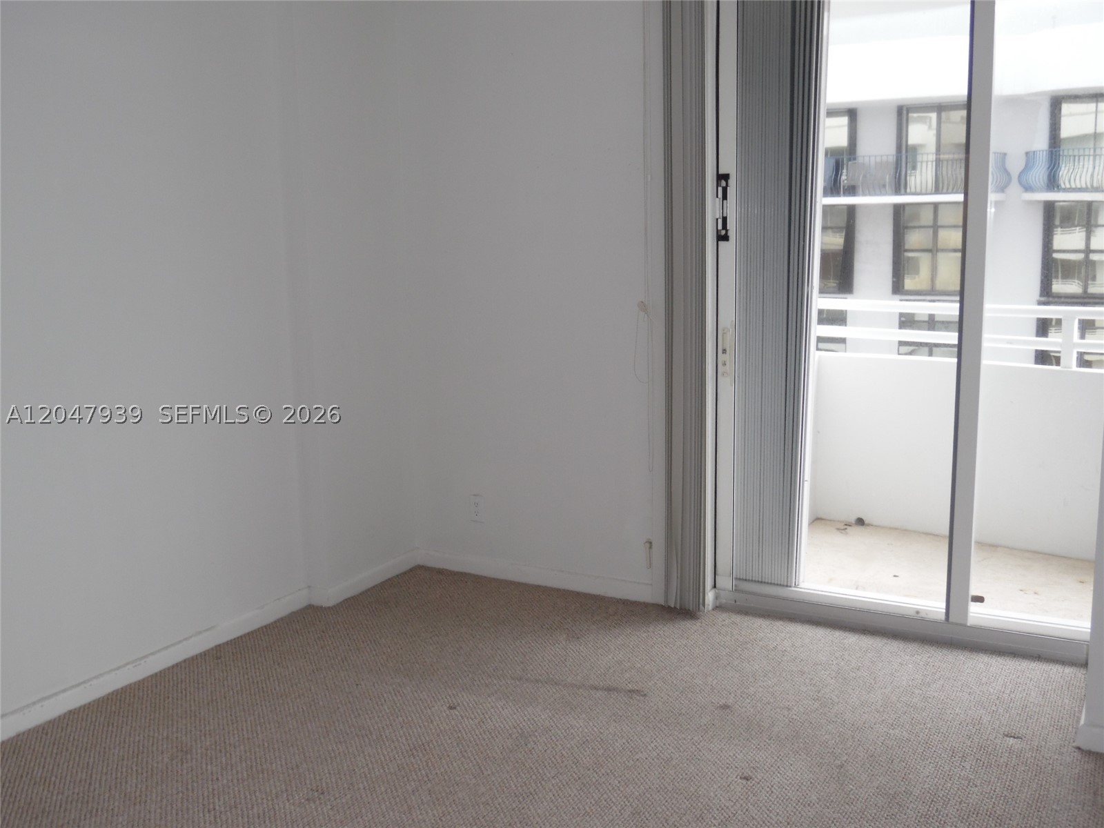 8911 Collins Ave 1102 Property Photo 17