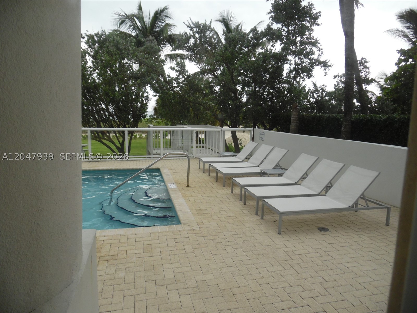 8911 Collins Ave 1102 Property Photo 22