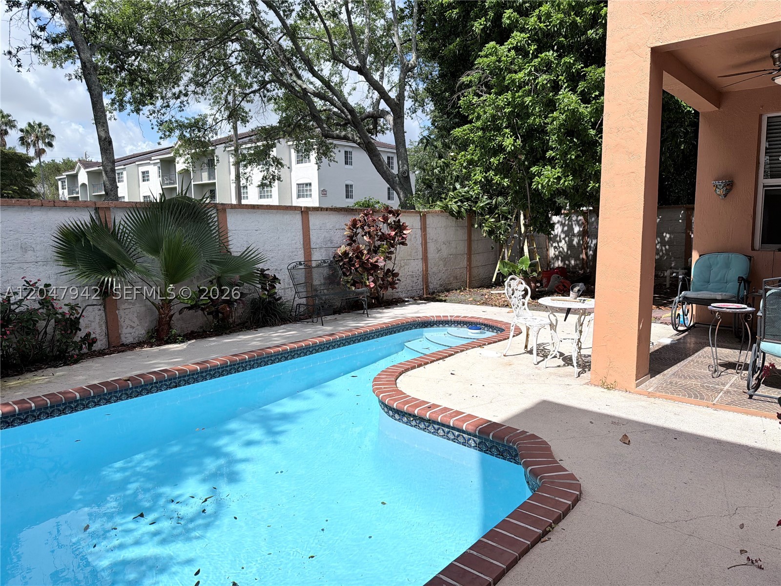 10824 Nw 51st Ln Property Photo 8