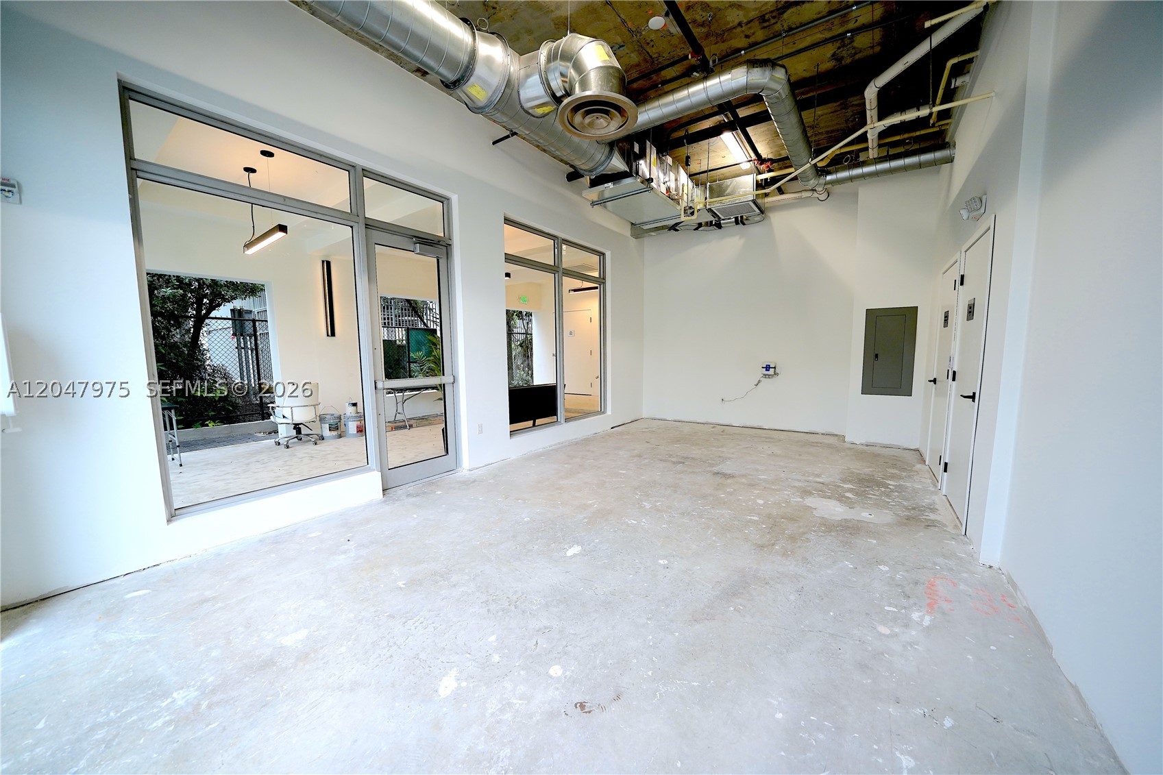 650 Sw 1st St 1 Property Photo 2