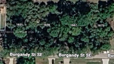 1675 Burgandy Stree Se Property Photo 1