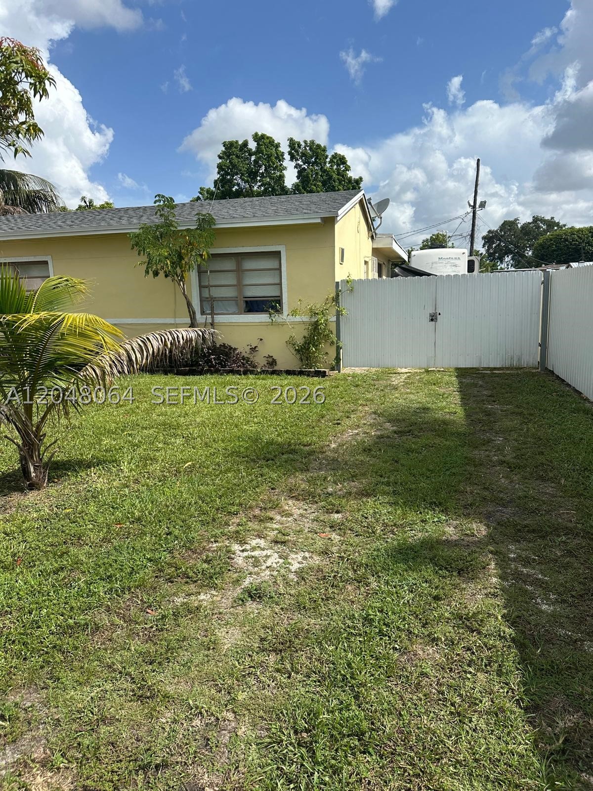 655 NW 152nd St 655 Property Photo 1