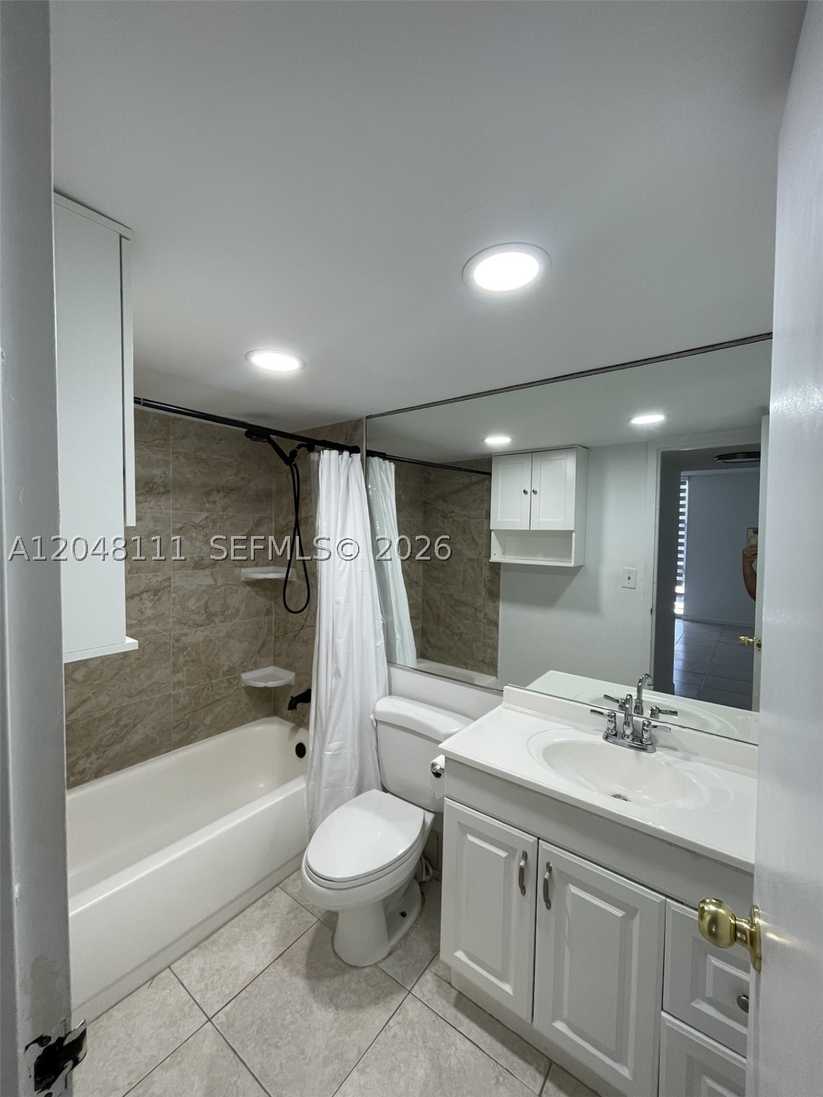 200 172nd St 210 Property Photo 11