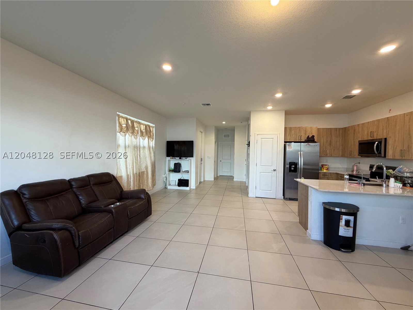 159 Ne 13th Ter Property Photo 3