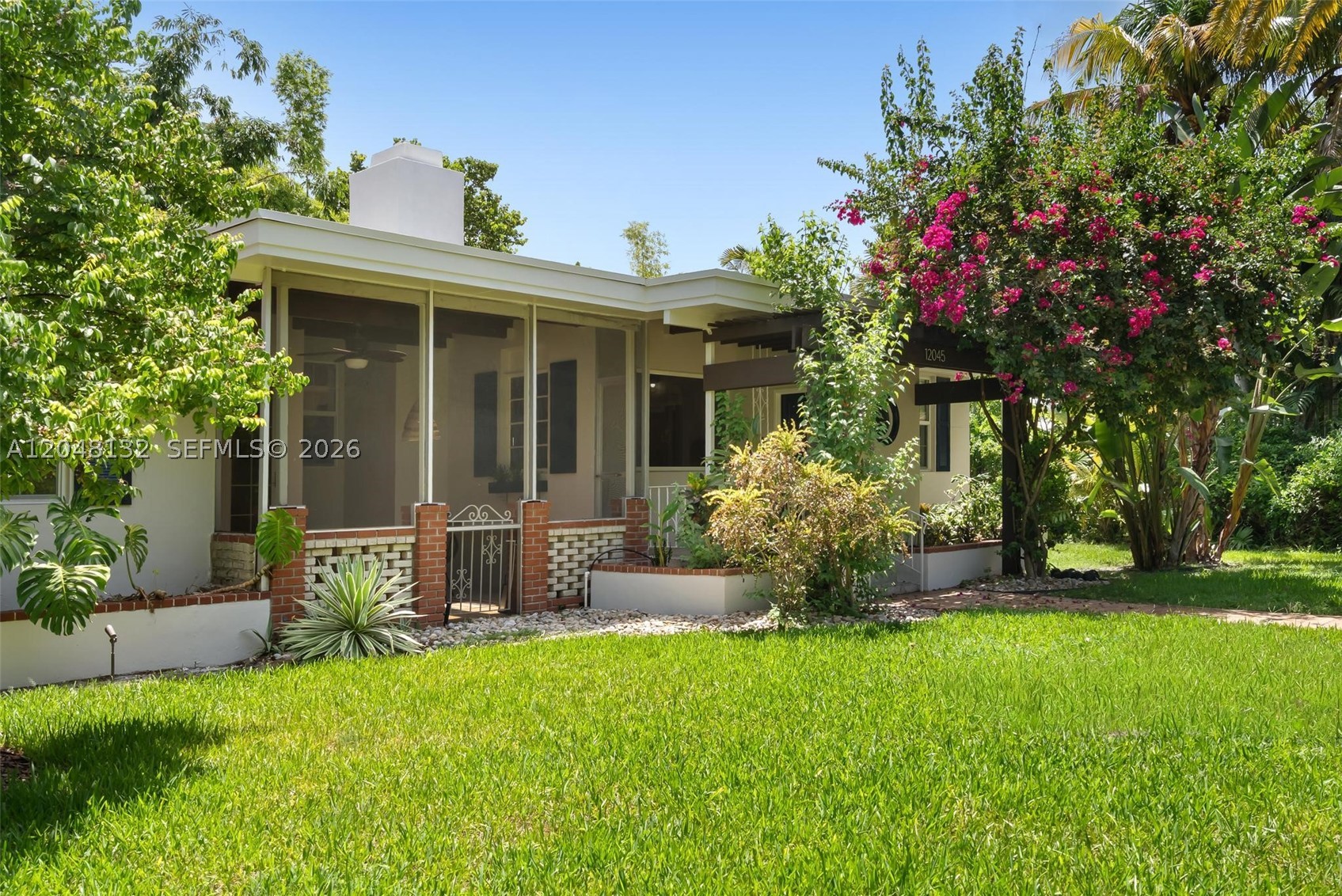 12045 Griffing Blvd Property Photo 26