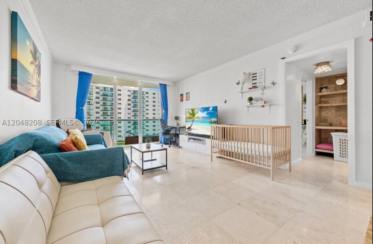 3901 S Ocean Dr 9b Property Photo 5